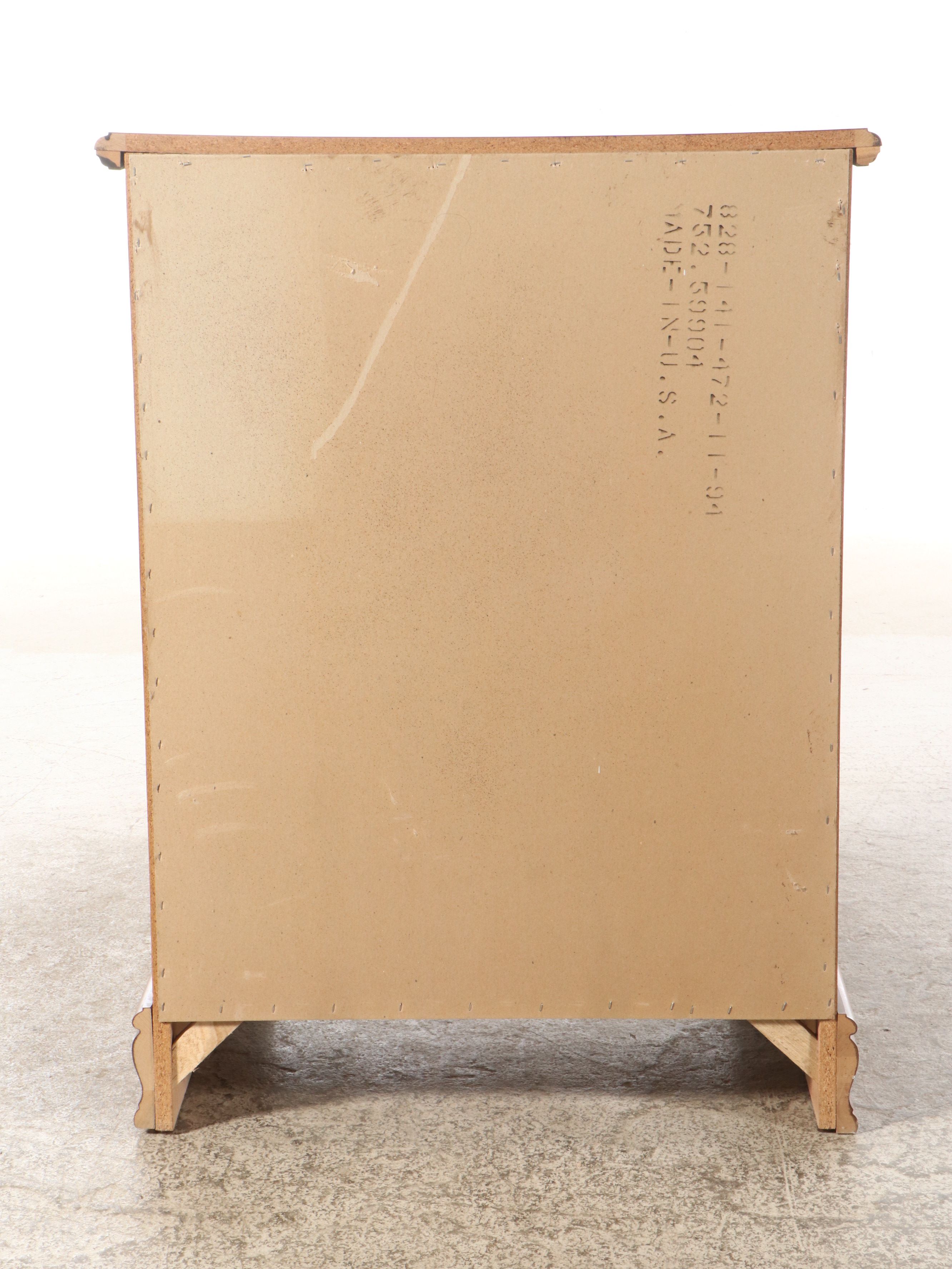 American Chippendale Style Mahogany Finish Chest of Drawer