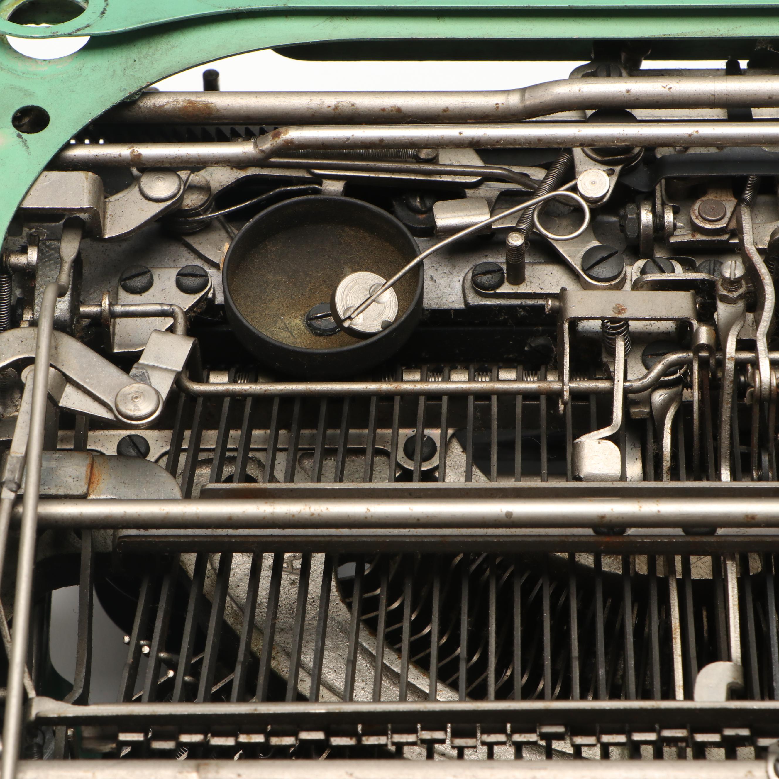 Remington Portable Green Metal Typewriter