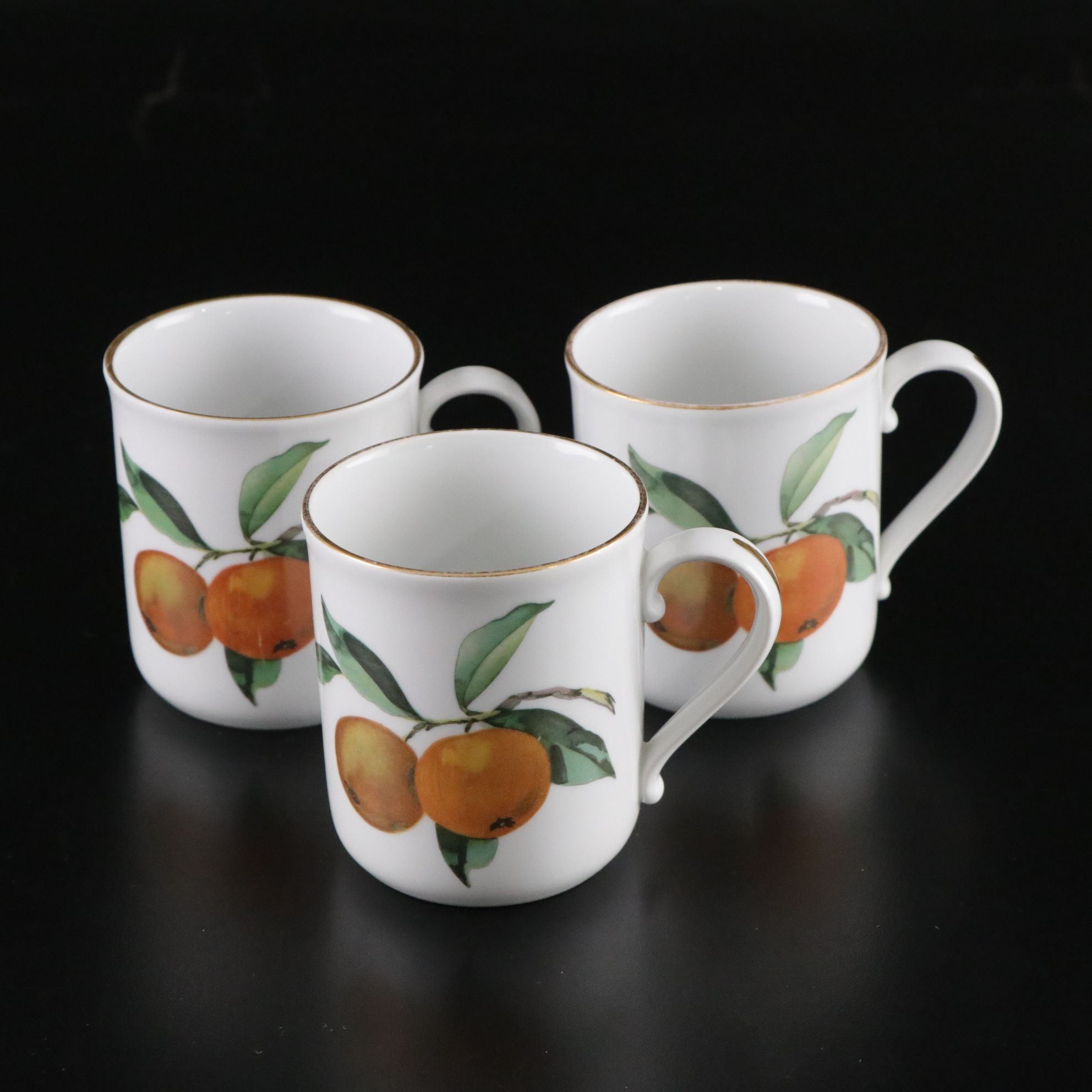 Royal Worcester "Evesham" Gilt Porcelain Dinnerware Set