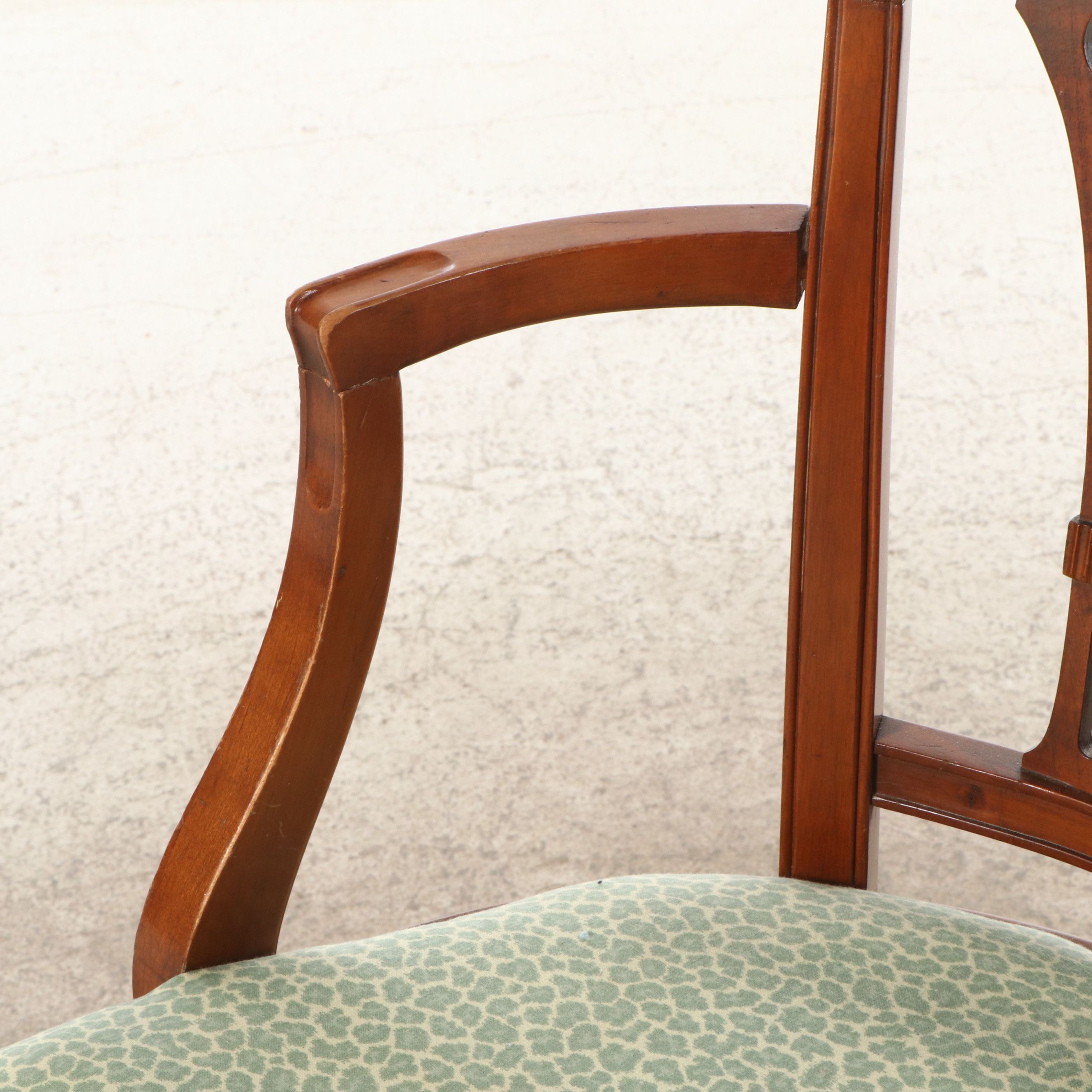 Art Deco Hepplewhite Style Mahogany Finish Armchair, Early to Mid-20th Century