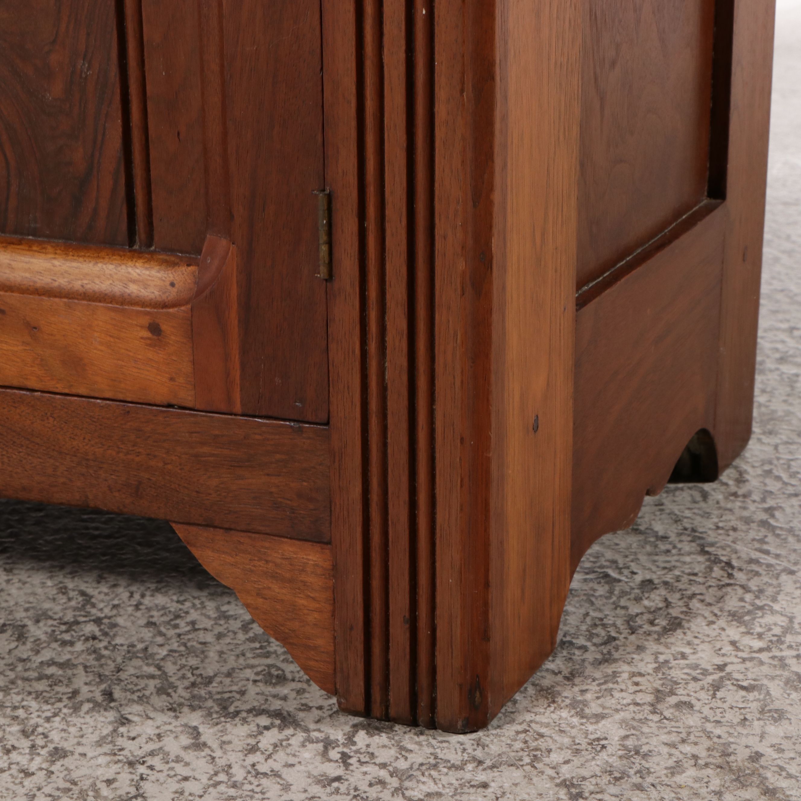 Victorian Walnut and Burl Washstand, Late 19th Century