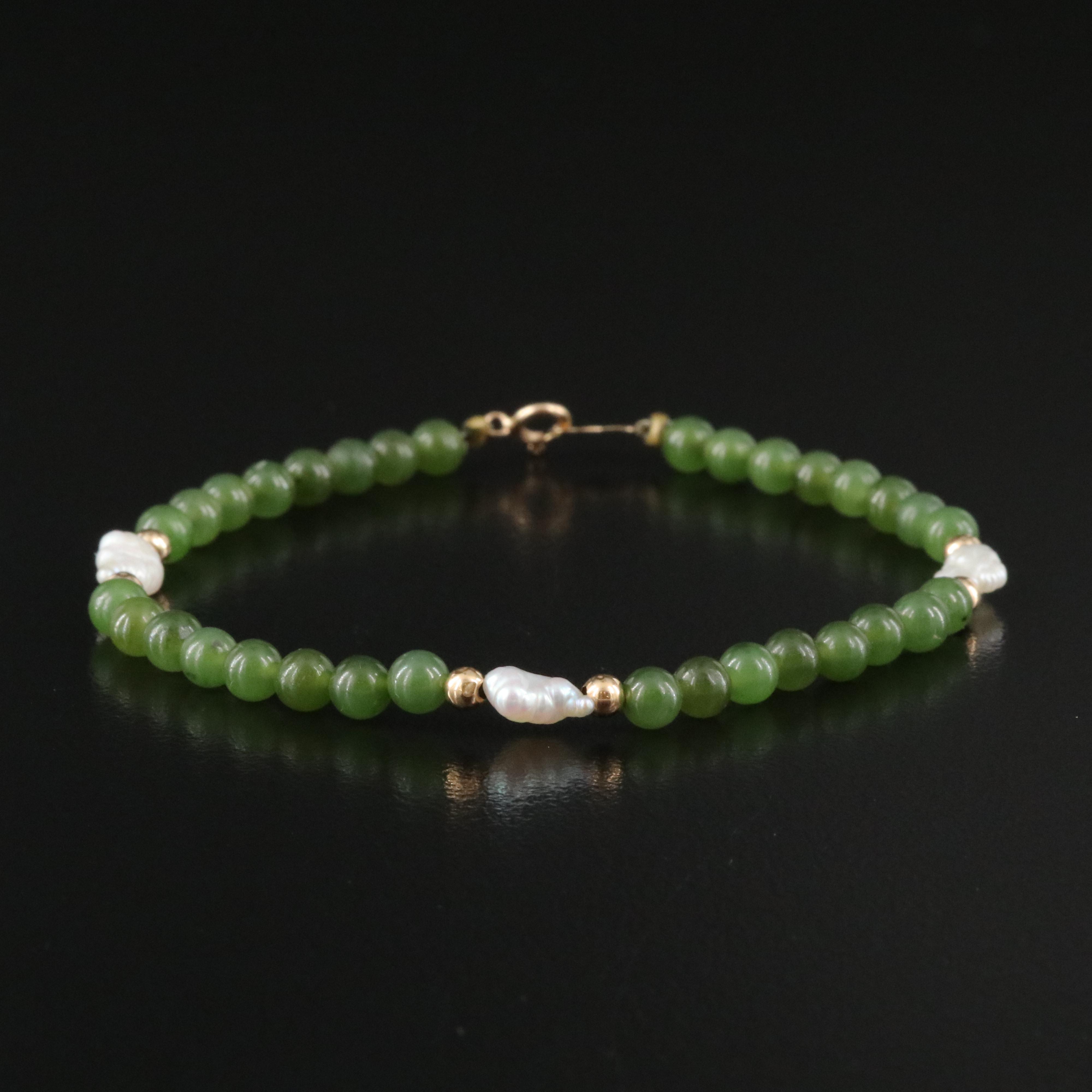 14K Nephrite and Pearl Bracelet
