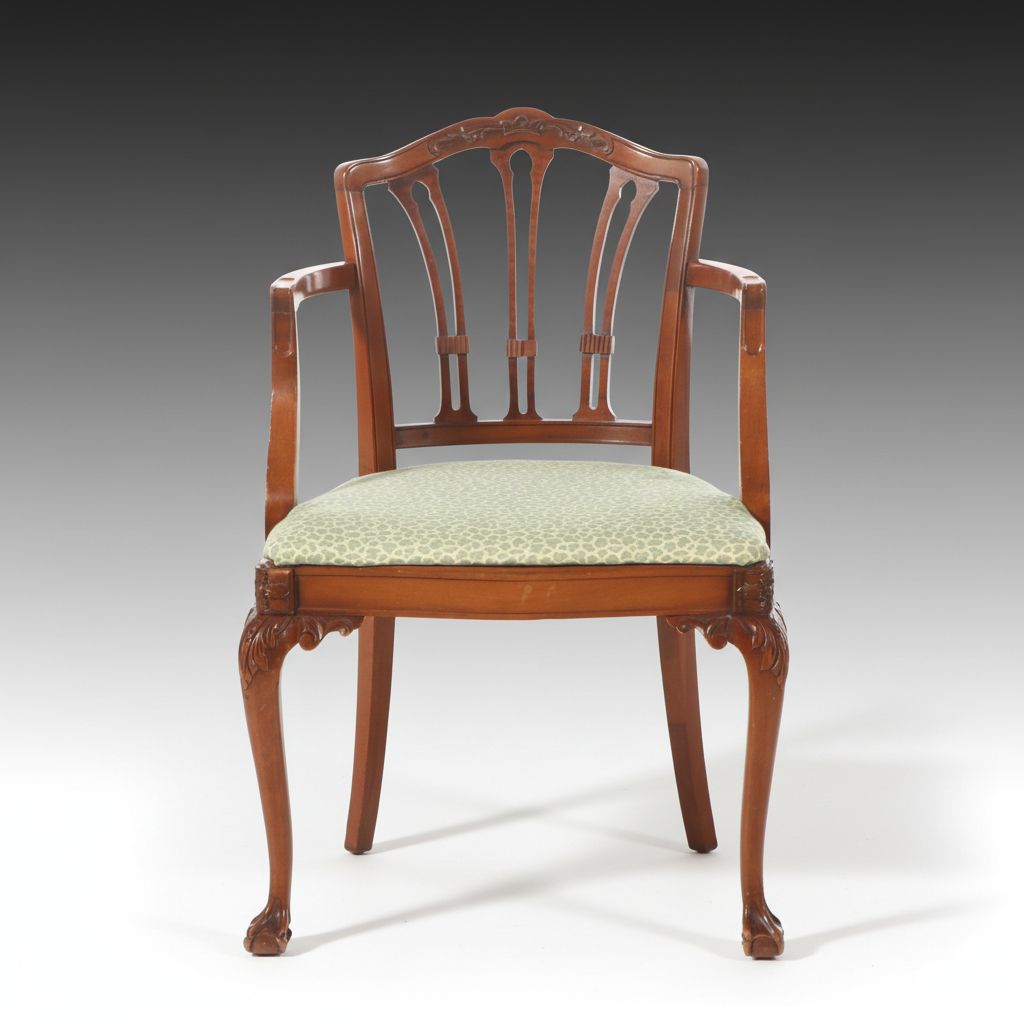 Art Deco Hepplewhite Style Mahogany Finish Armchair, Early to Mid-20th Century
