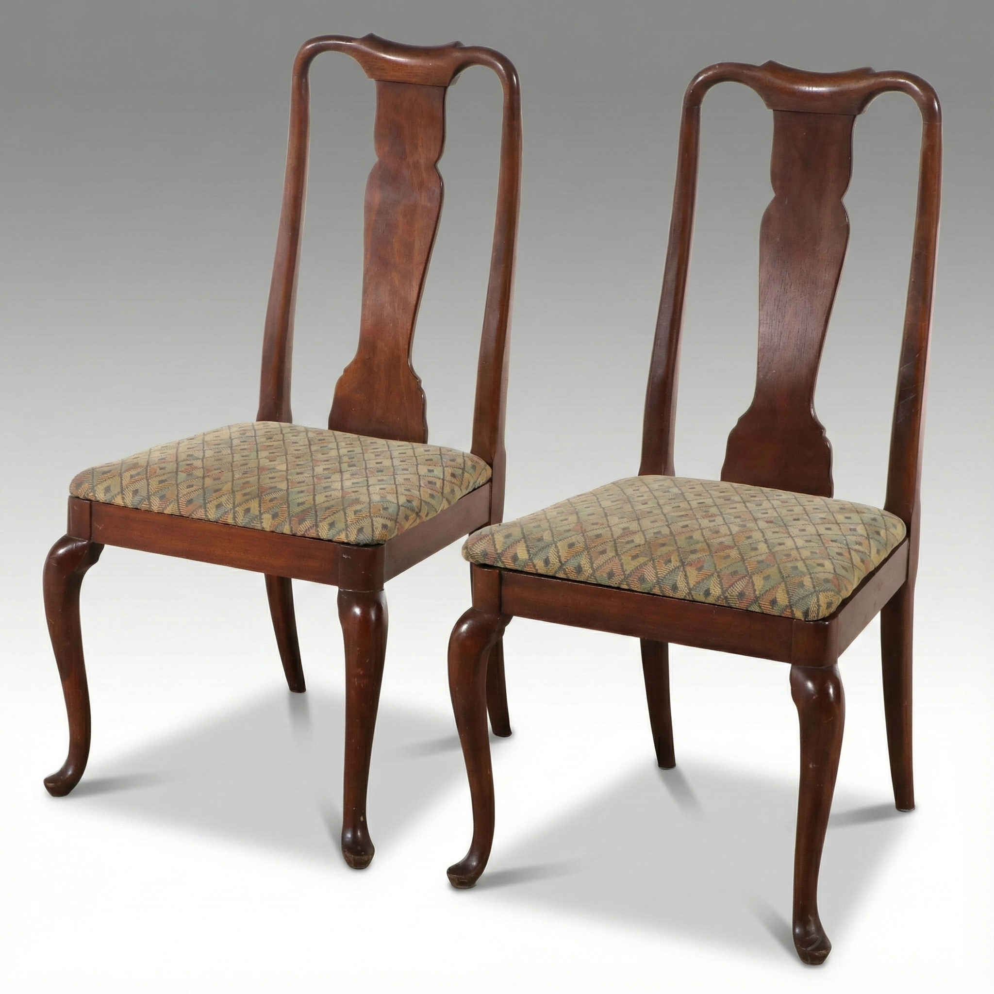 Pair of Queen Anne Style Mahogany Fiddleback Chairs, 20th Century