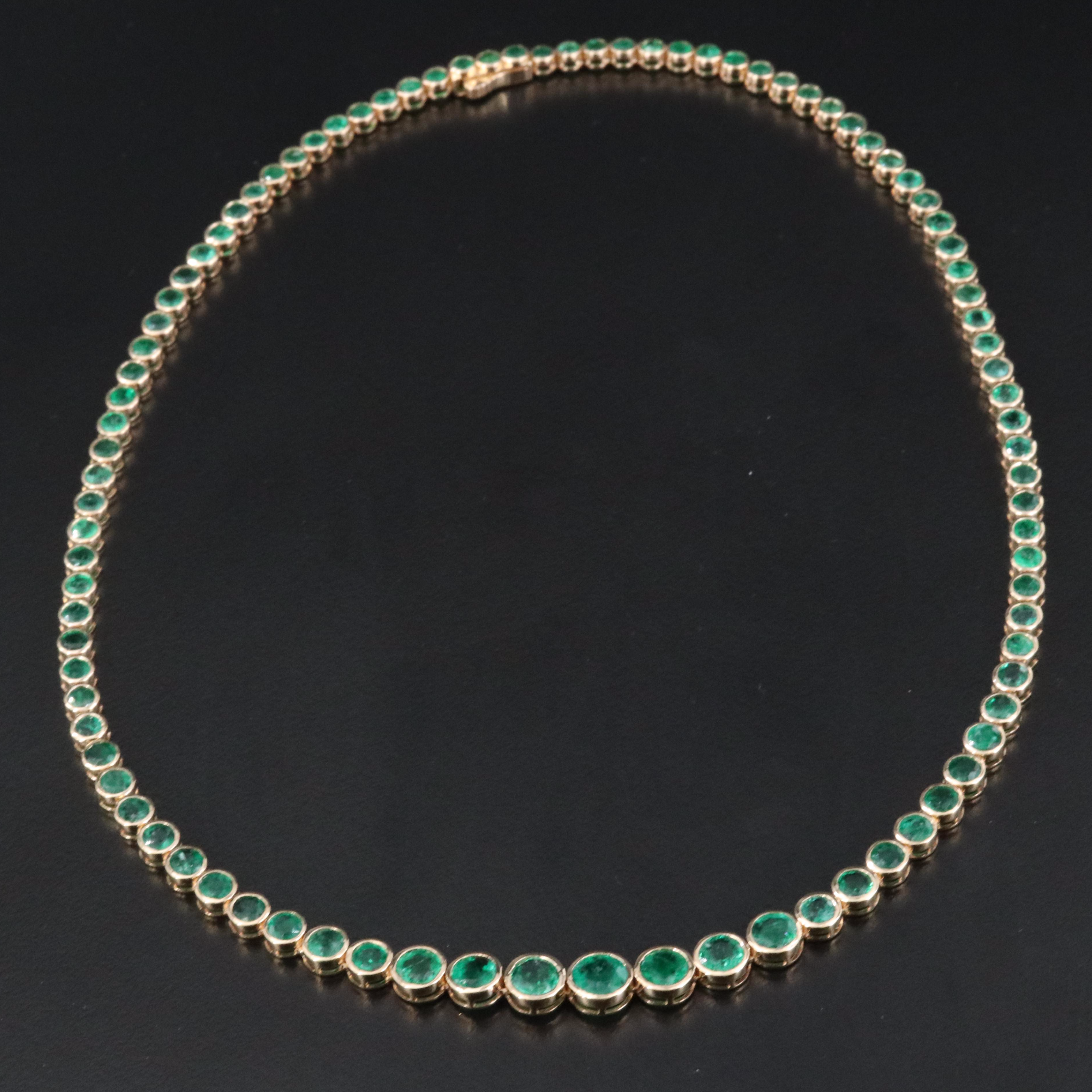 18K 15.41 CTW Emerald Rivière Necklace