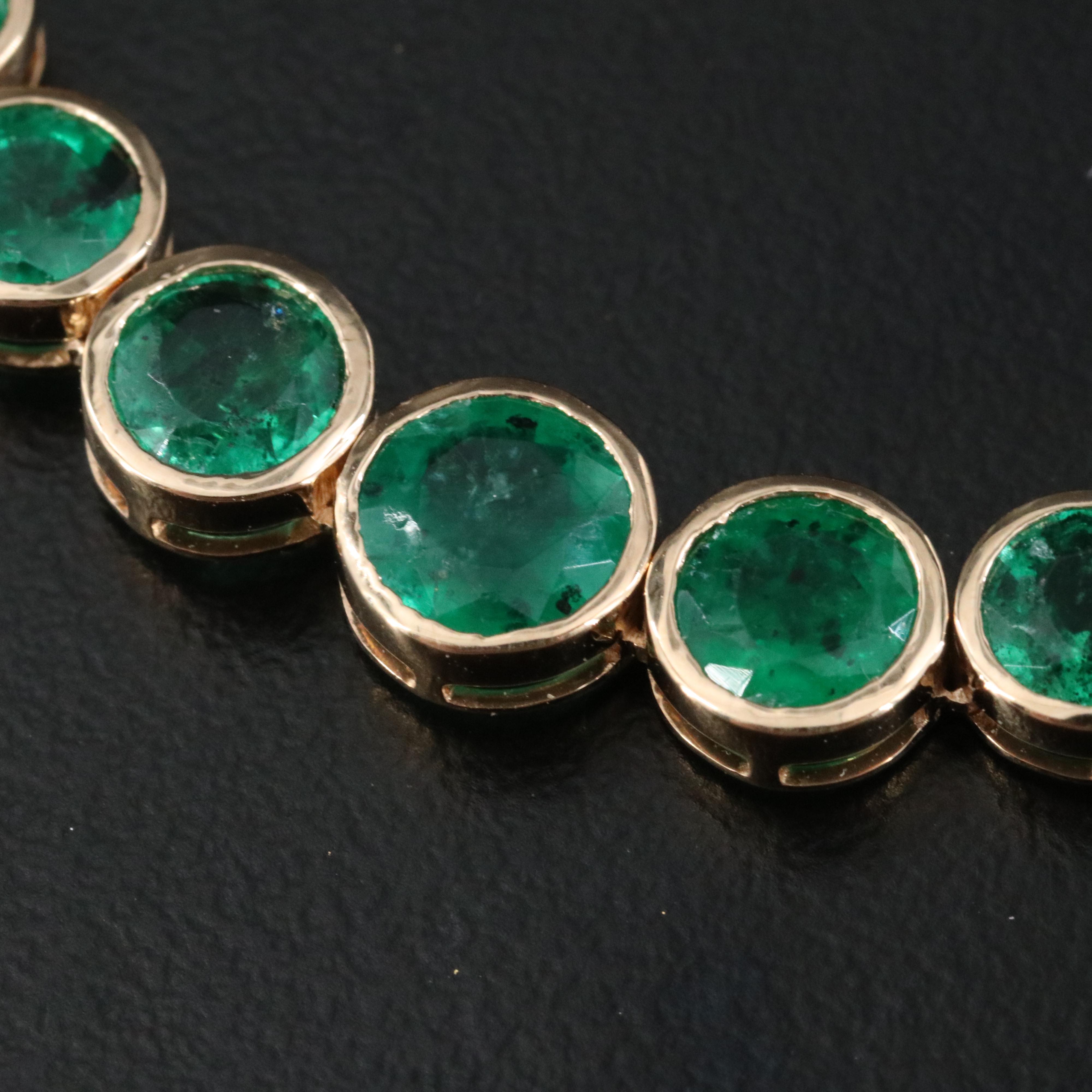 18K 15.41 CTW Emerald Rivière Necklace