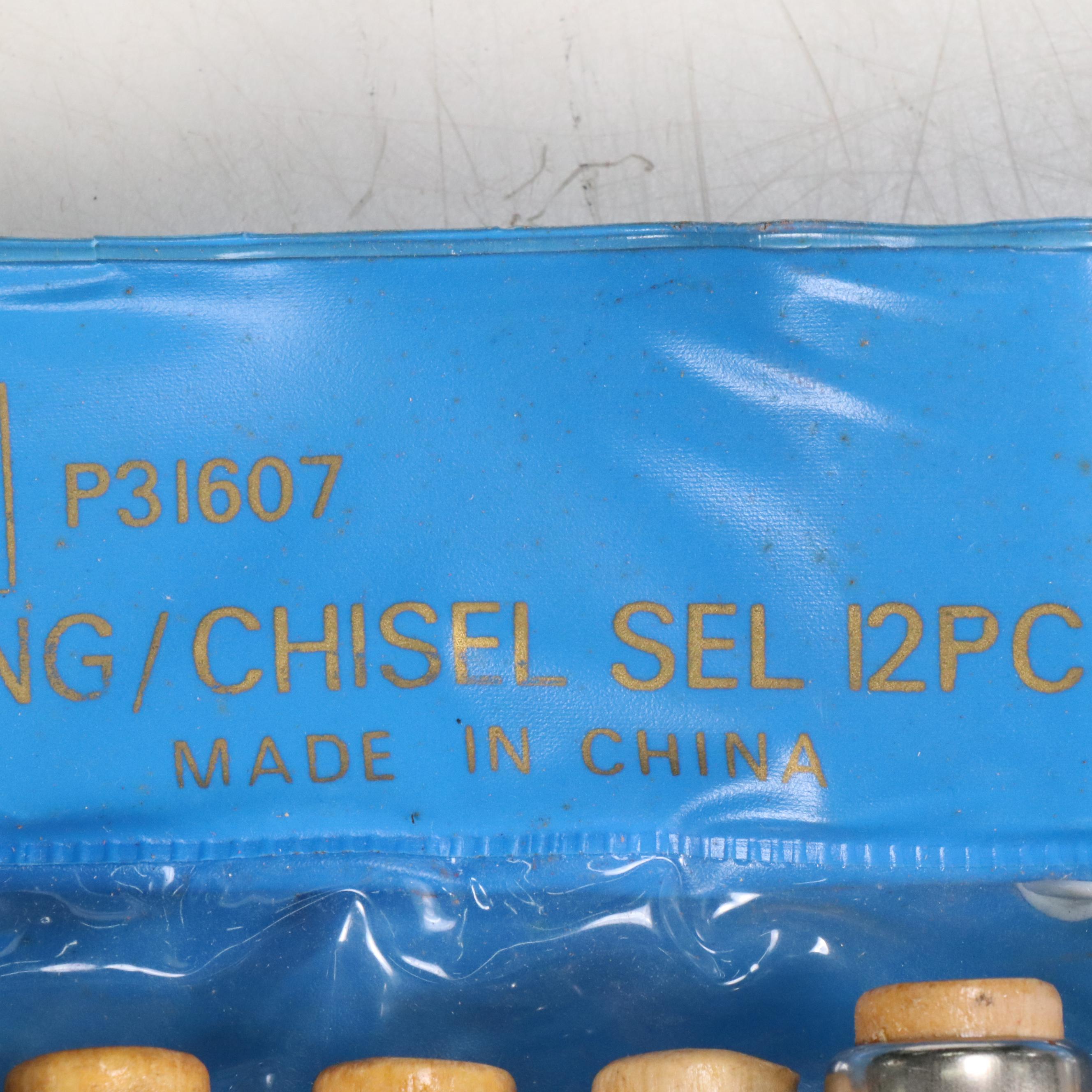 Bench Basics, Windsor Design and More Wood Chisels