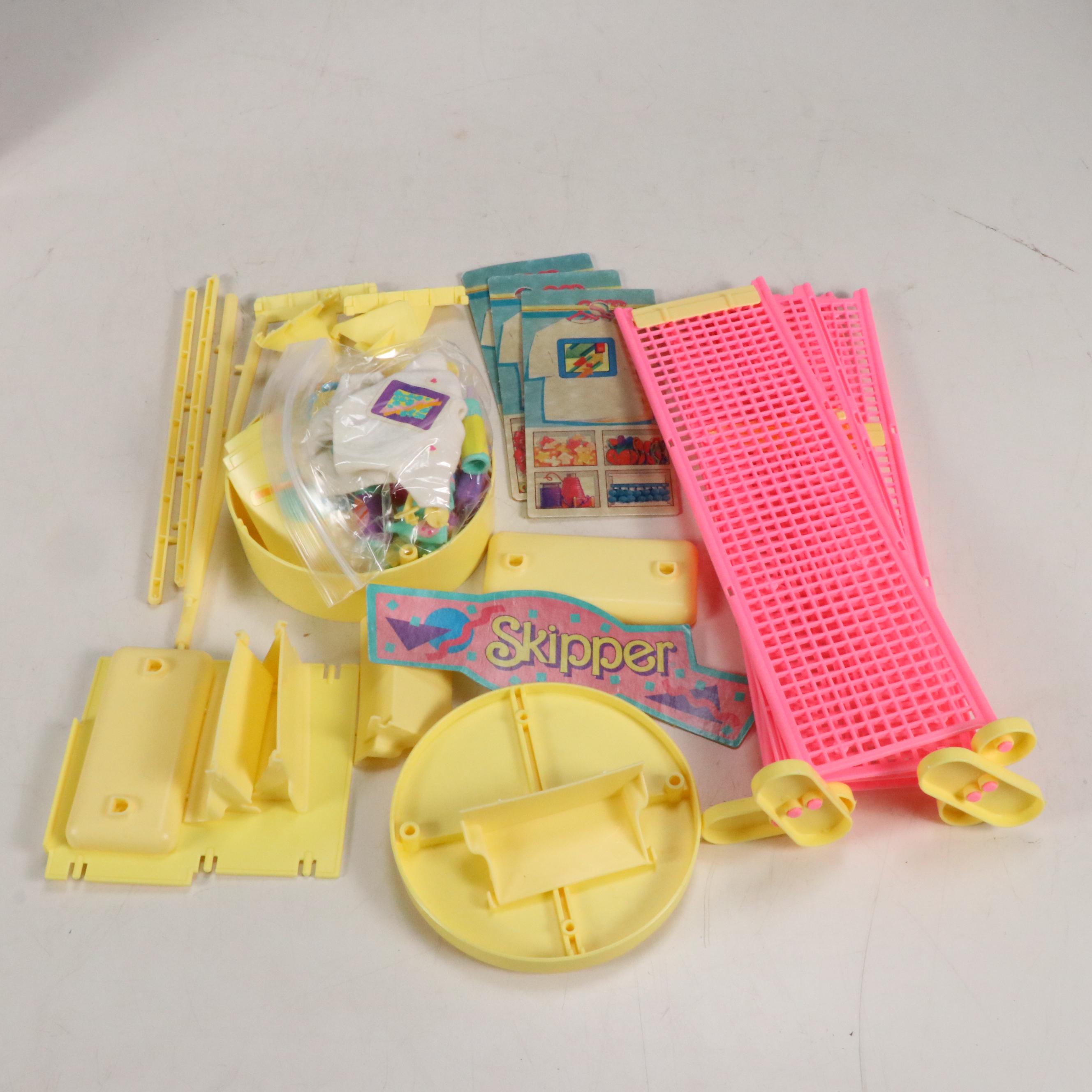 Barbie and Kelly "Shoppin' Fun" Dolls with Other Dolls and Accessories