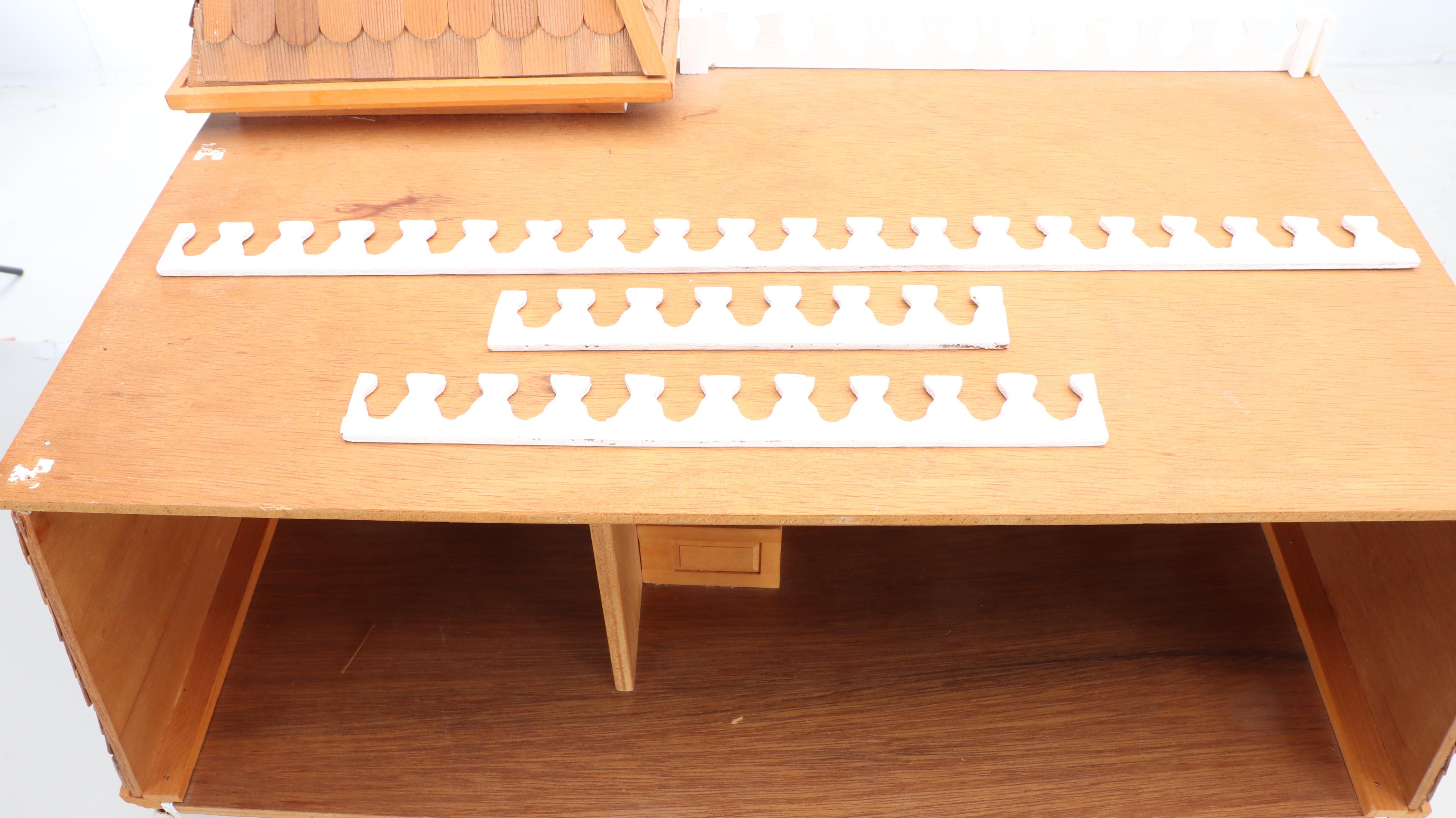 Victorian Style Wooden Dollhouse, 20th Century