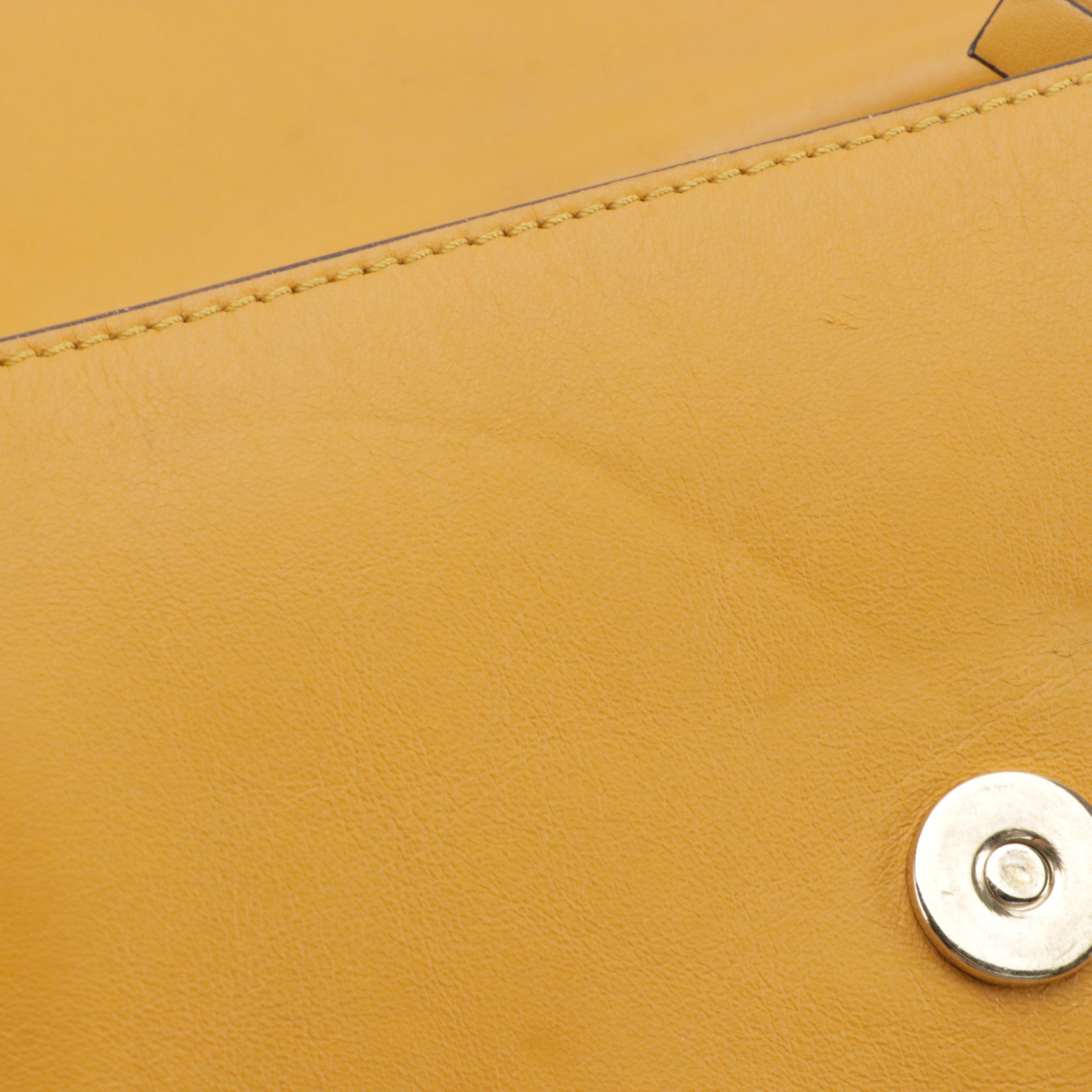 Chloe Faye Medium Shoulder Bag in Leather and Suede