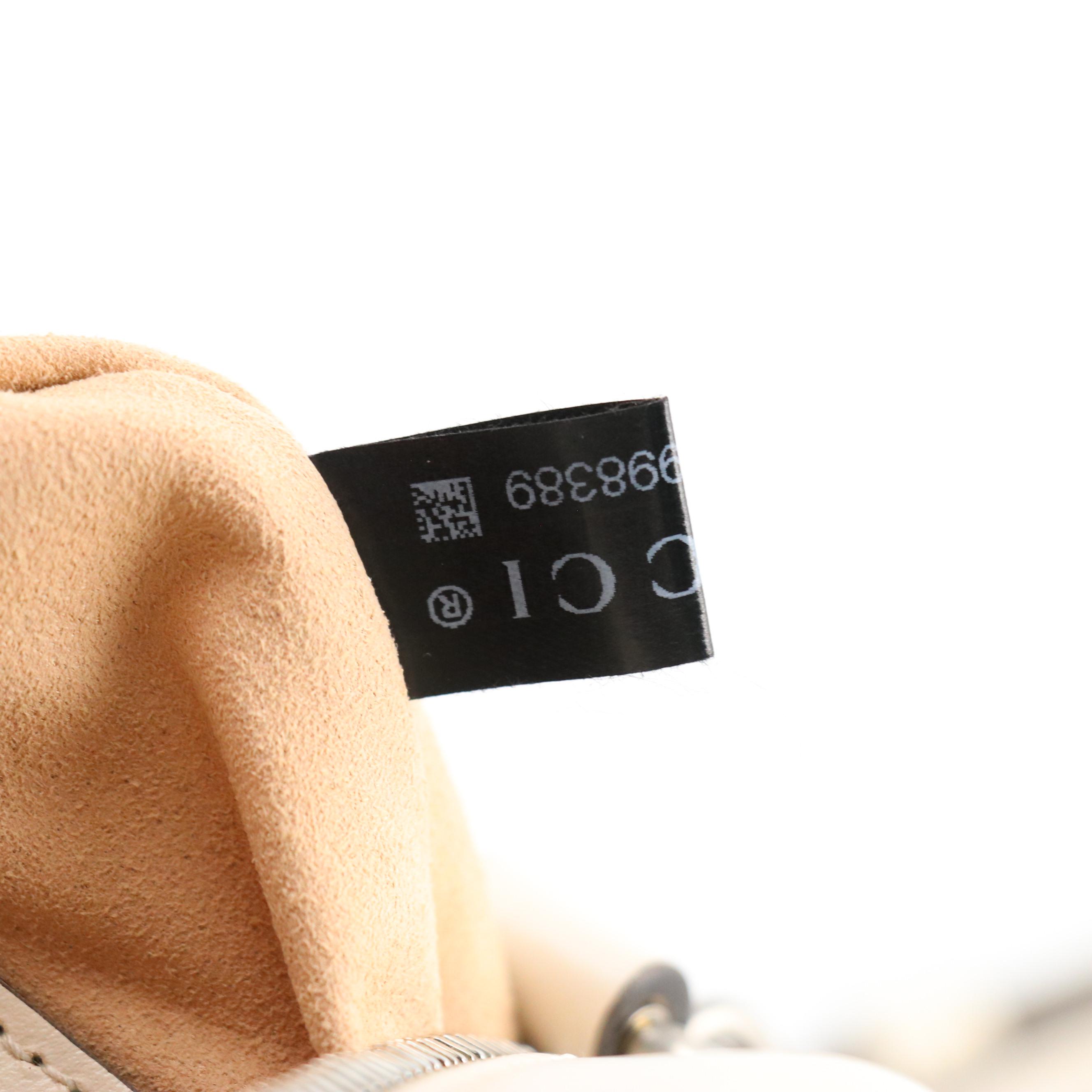 Gucci GG Marmont Crossbody Bag in Quilted White Calfskin Leather