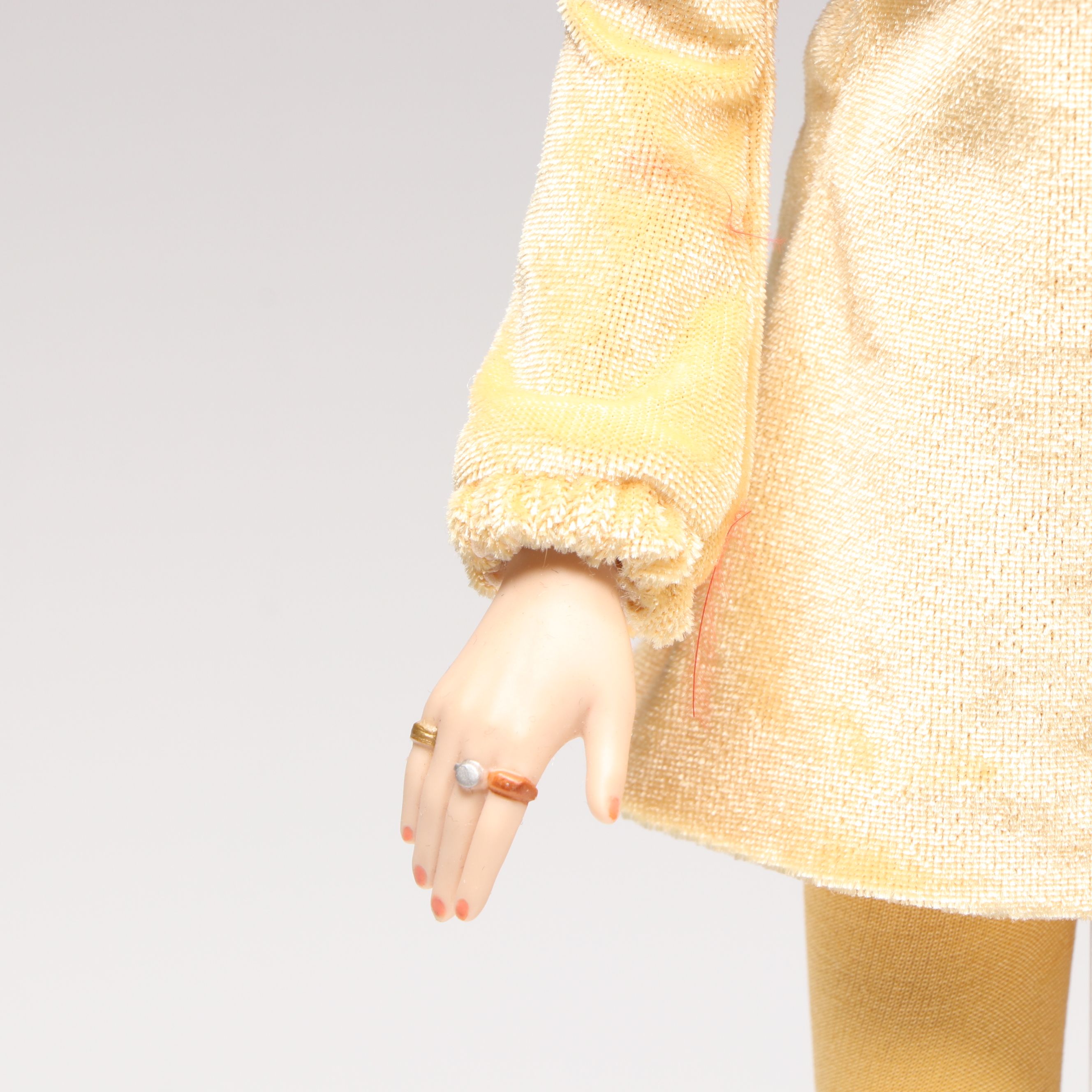 The Franklin Mint "Twiggy" Vinyl Portrait Doll, Early 21st Century