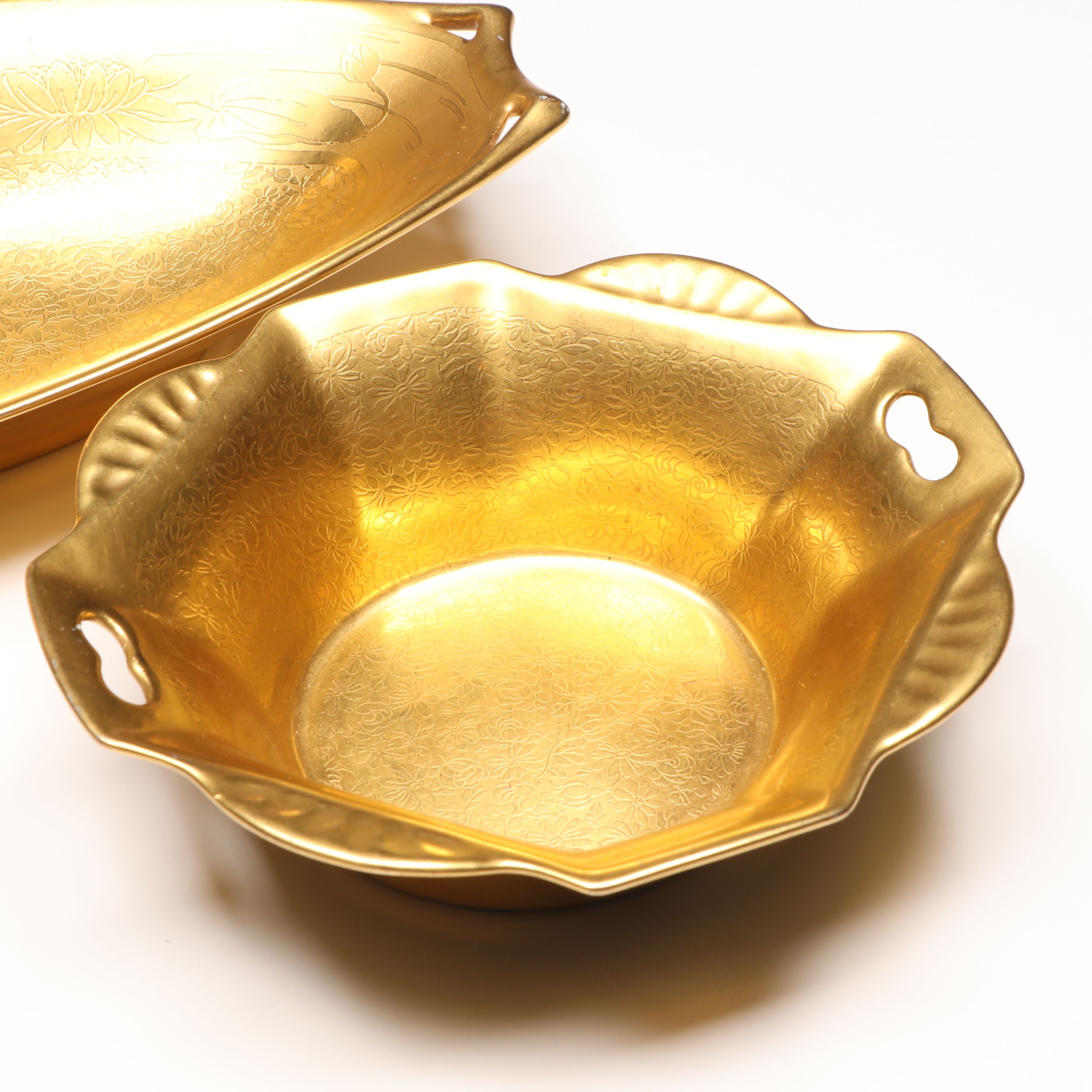 Pickard Porcelain Vase and Leaf Bowl with More Porcelain Table Accessories