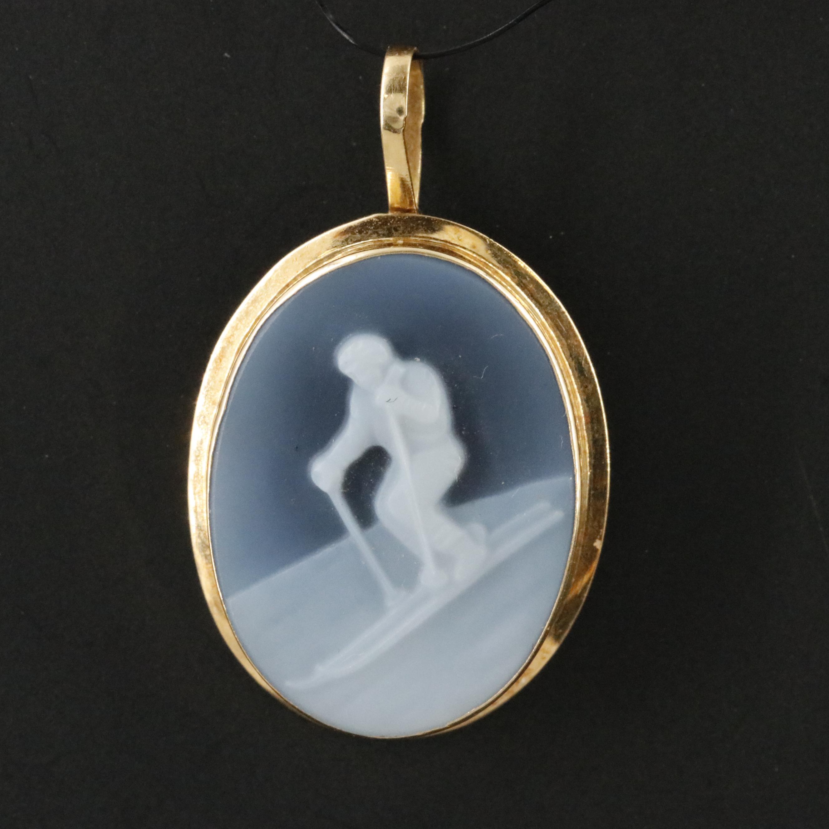 18K Onyx Cameo Ski Pendant