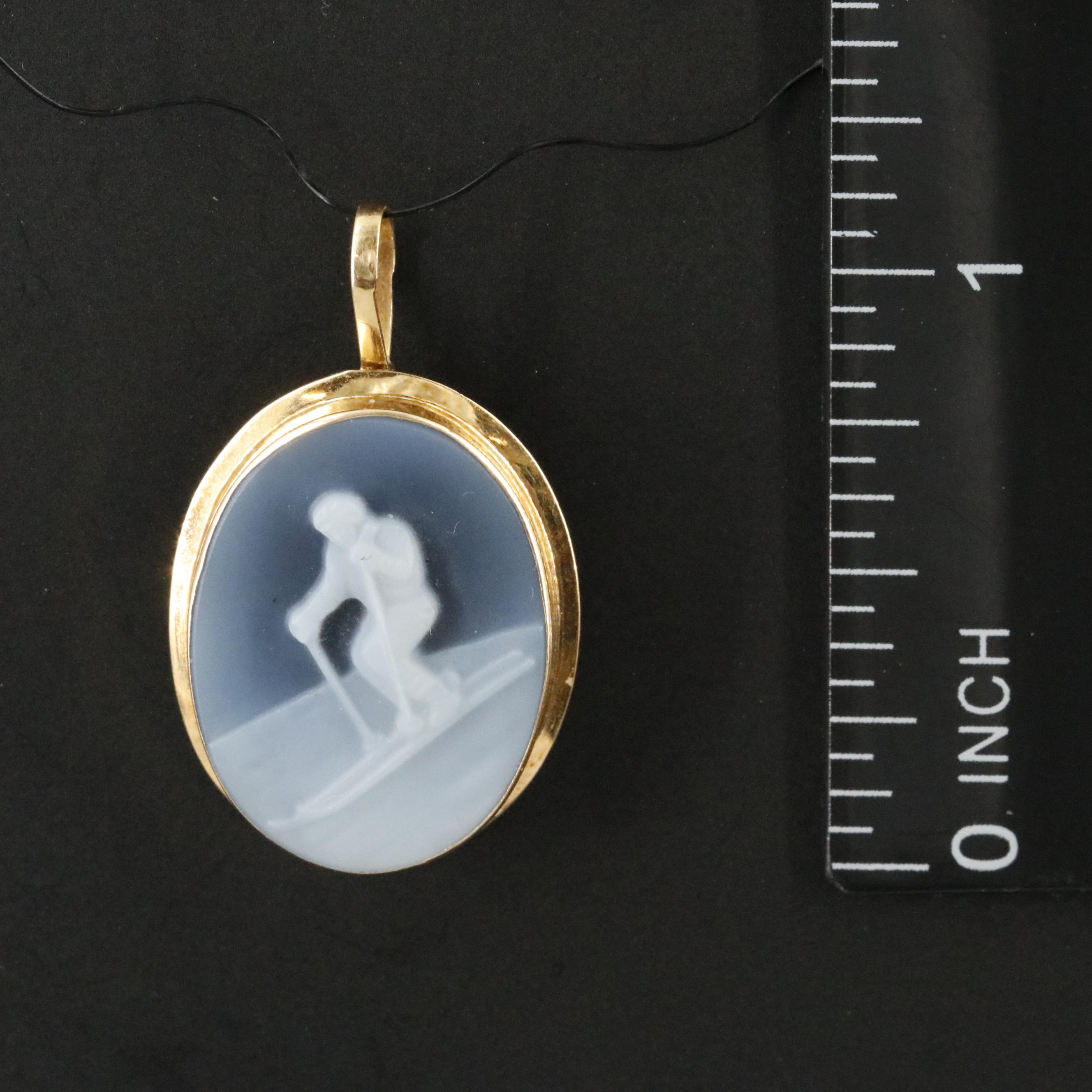 18K Onyx Cameo Ski Pendant