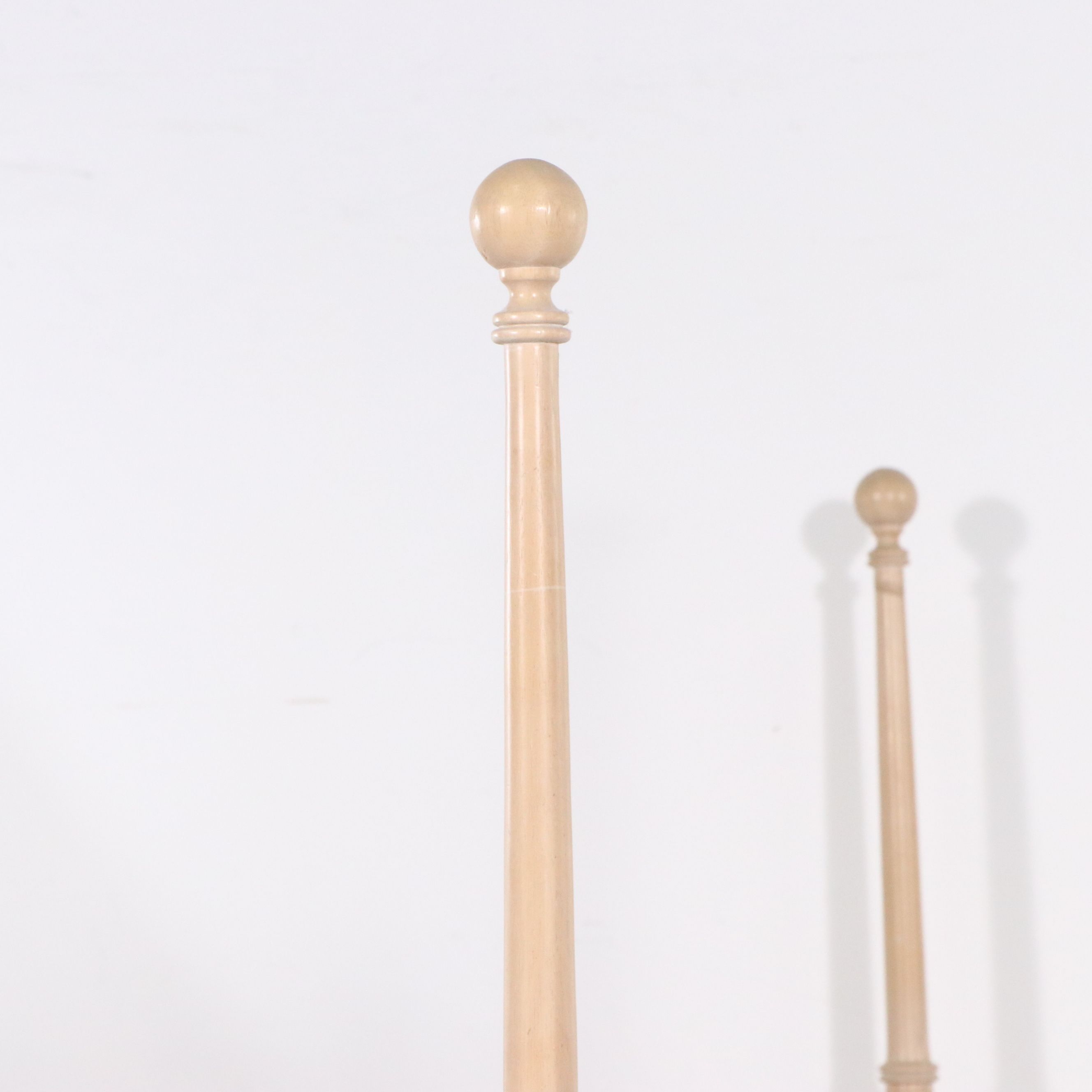 Queen Anne Blonde Oak Four-Poster Bed with Coordinating Nightstands