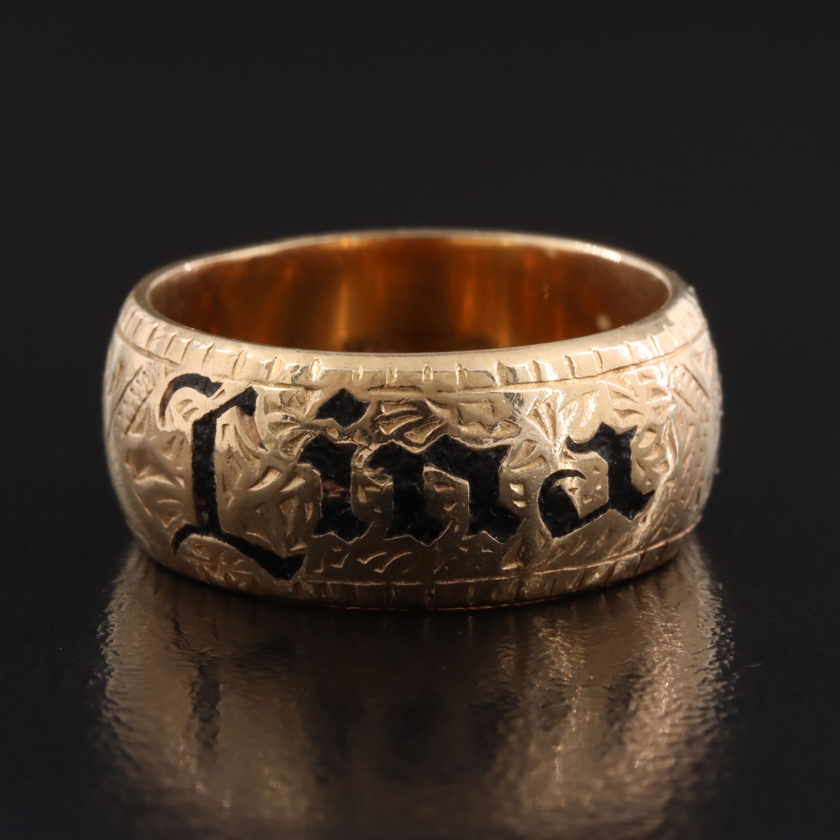 Vintage 14K Enamel Old English "Lina" Hand Engraved Band
