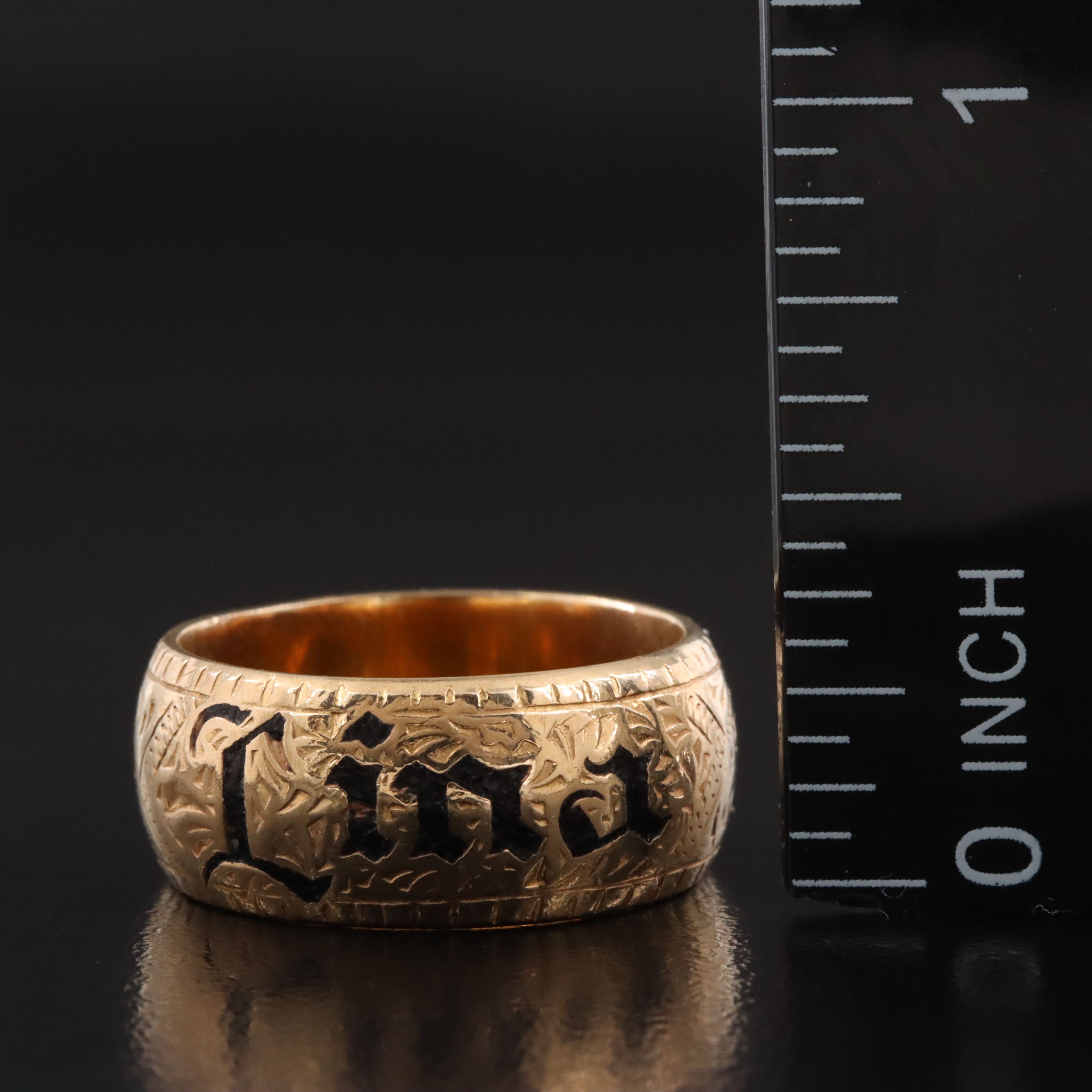 Vintage 14K Enamel Old English "Lina" Hand Engraved Band