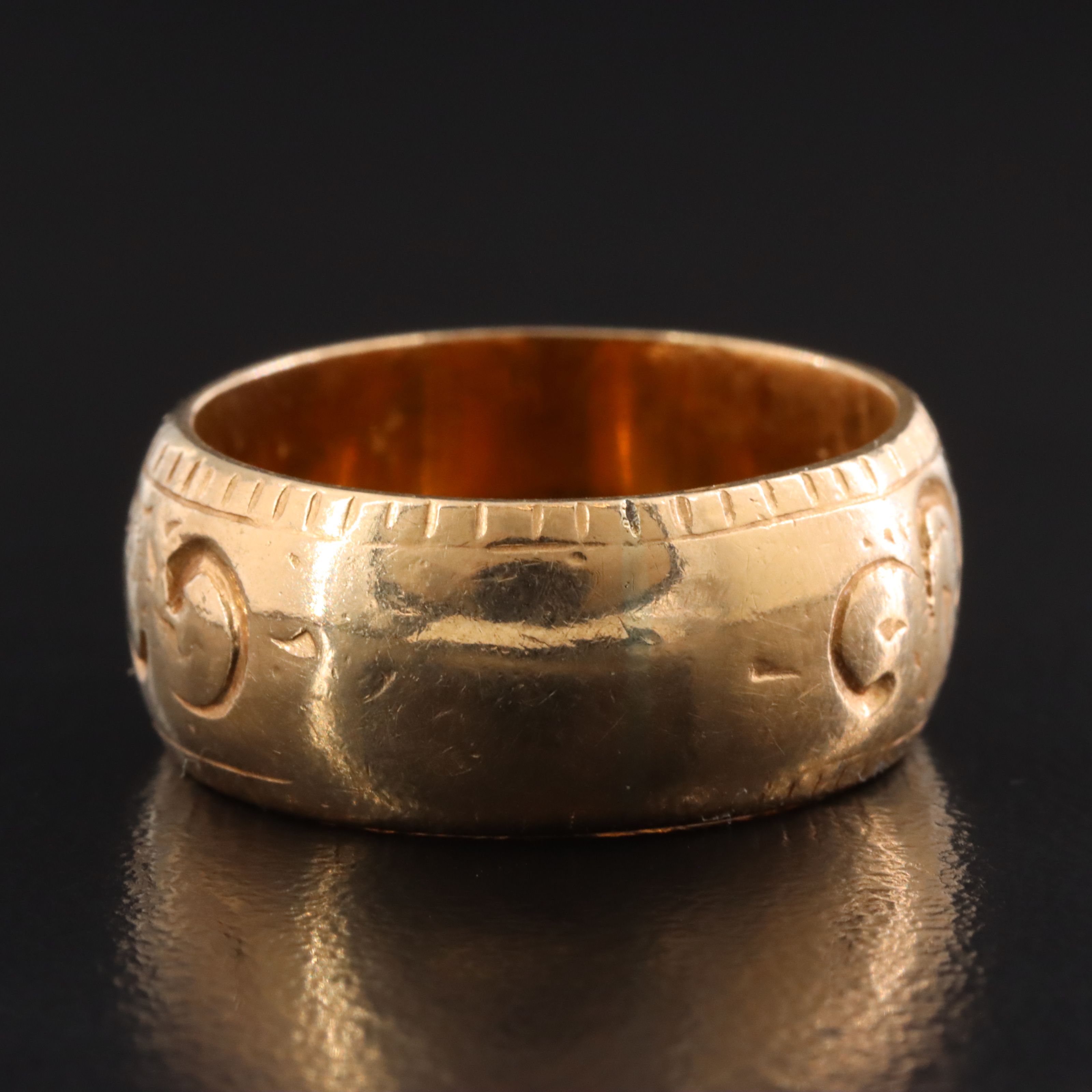 Vintage 14K Enamel Old English "Lina" Hand Engraved Band