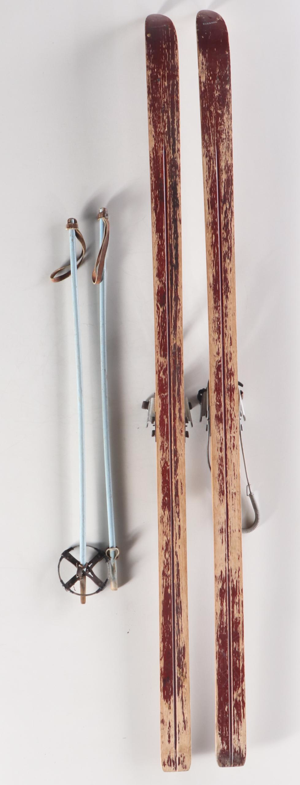 Rossignol Tempo Trail Skis, Montgomery Ward Skis, Bike Beams, Winter Sports Gear