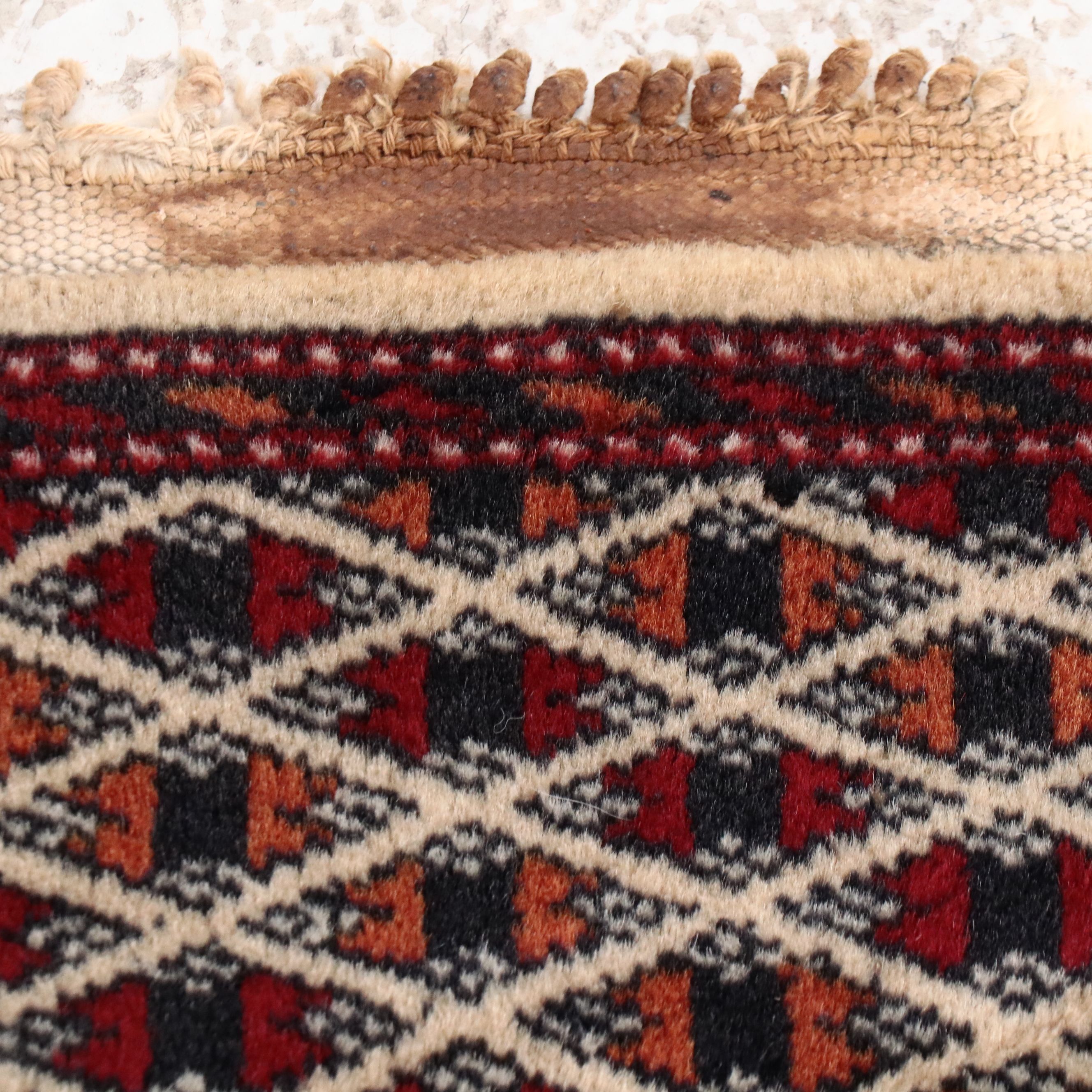 6'3 x 9' Hand-Knotted Pakistani Bokhara Area Rug