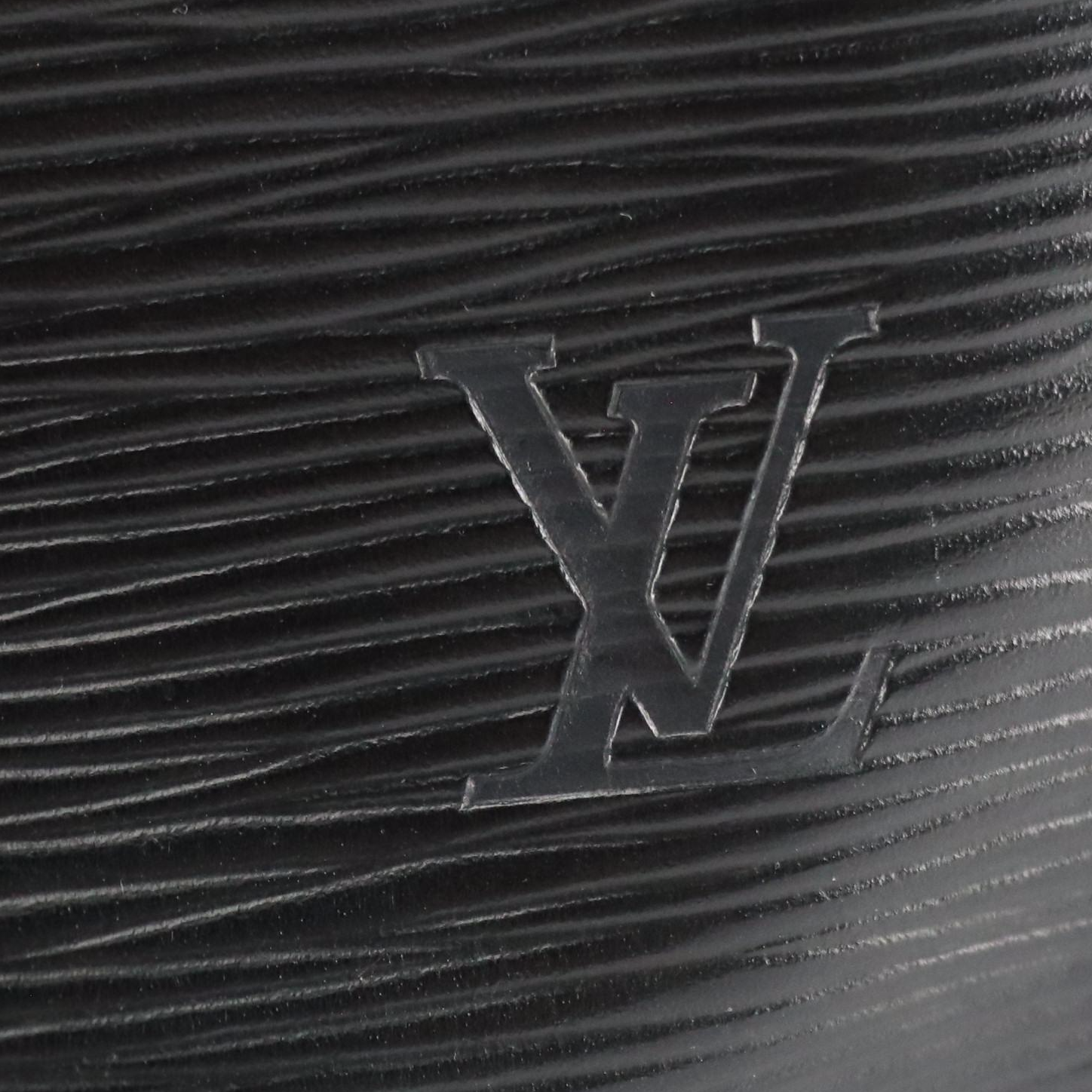 Louis Vuitton Speedy 25 Handbag in Black Epi and Smooth Leather