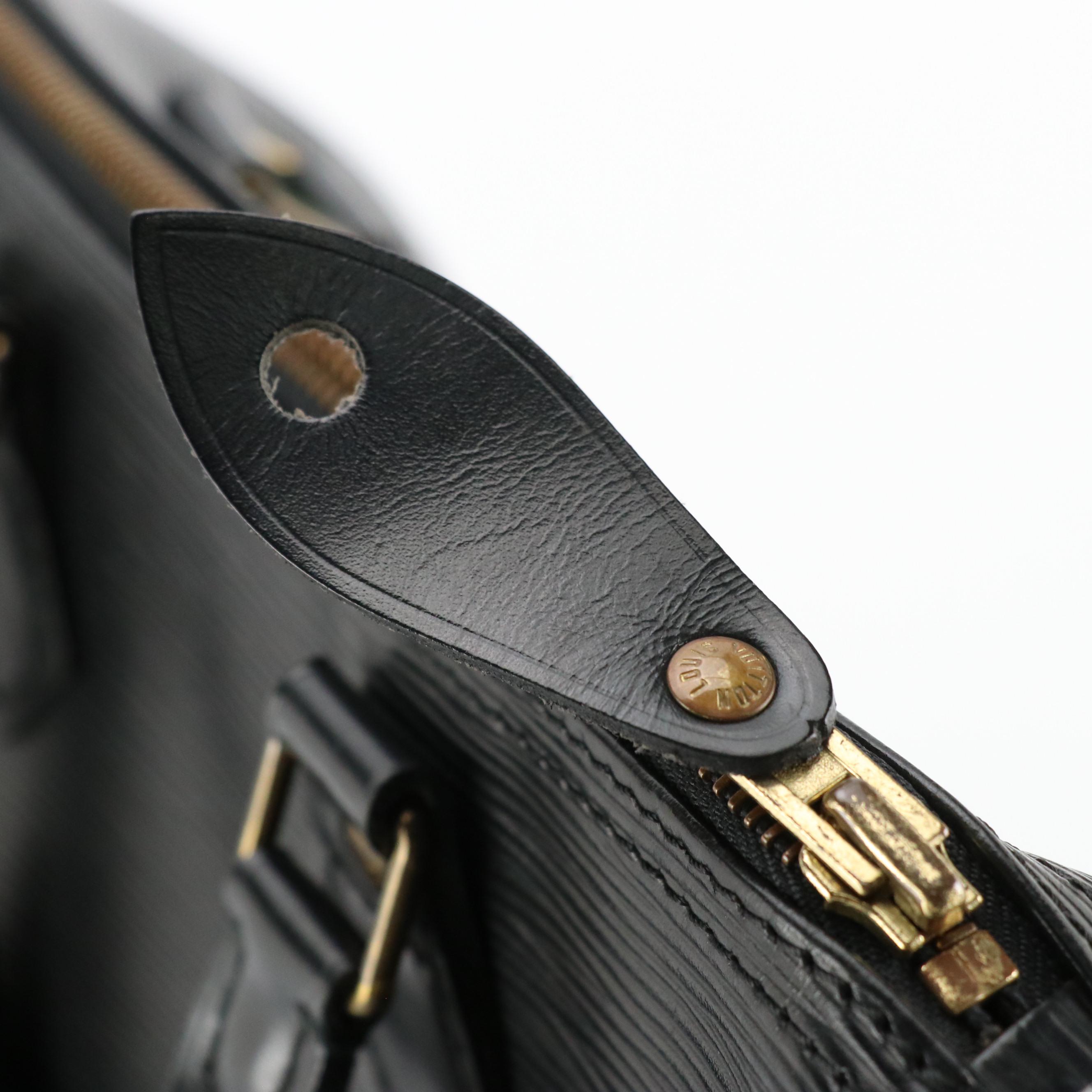 Louis Vuitton Speedy 25 Handbag in Black Epi and Smooth Leather