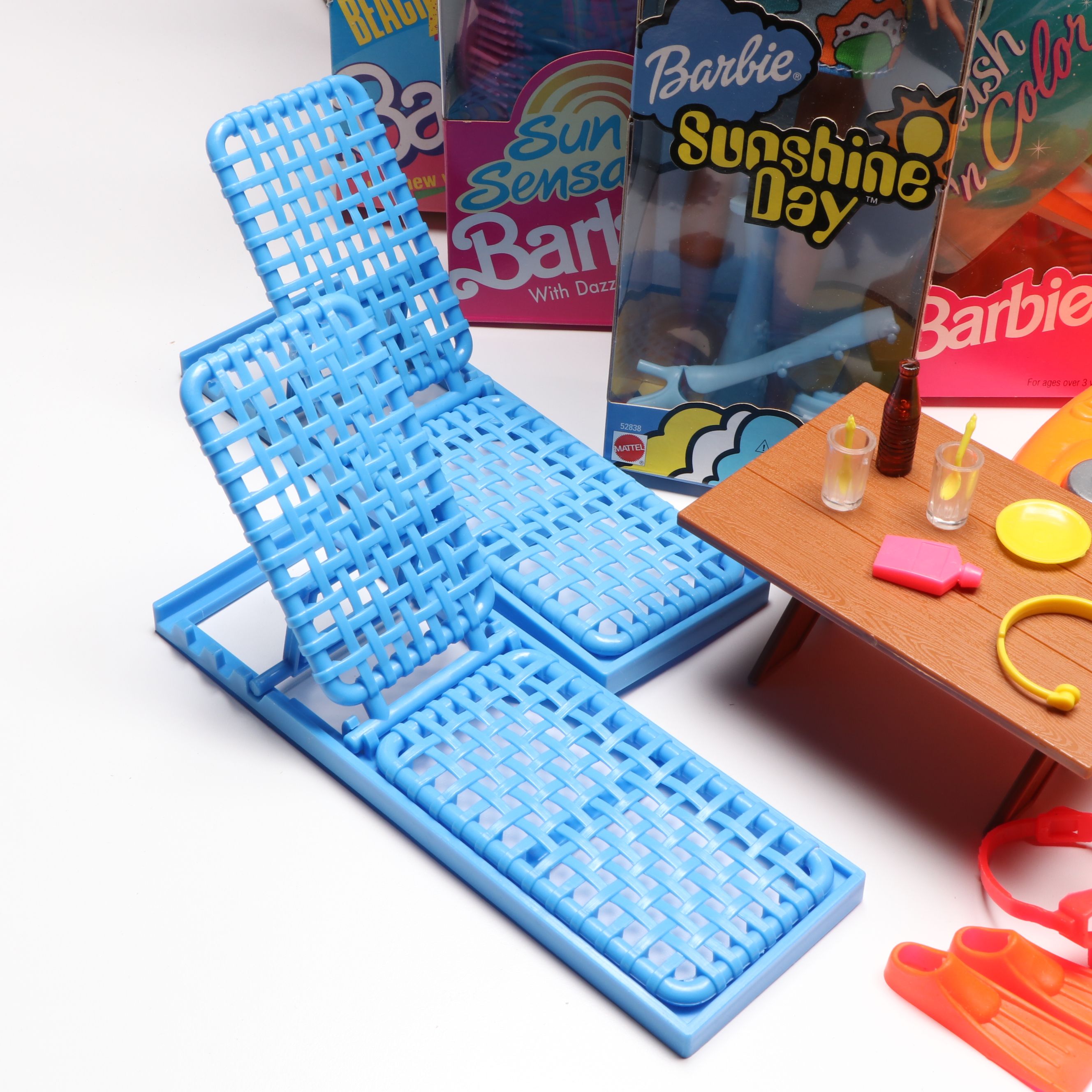 Barbie "Hawaiian Vacation" Doll Accessories with Barbie and Ken Dolls