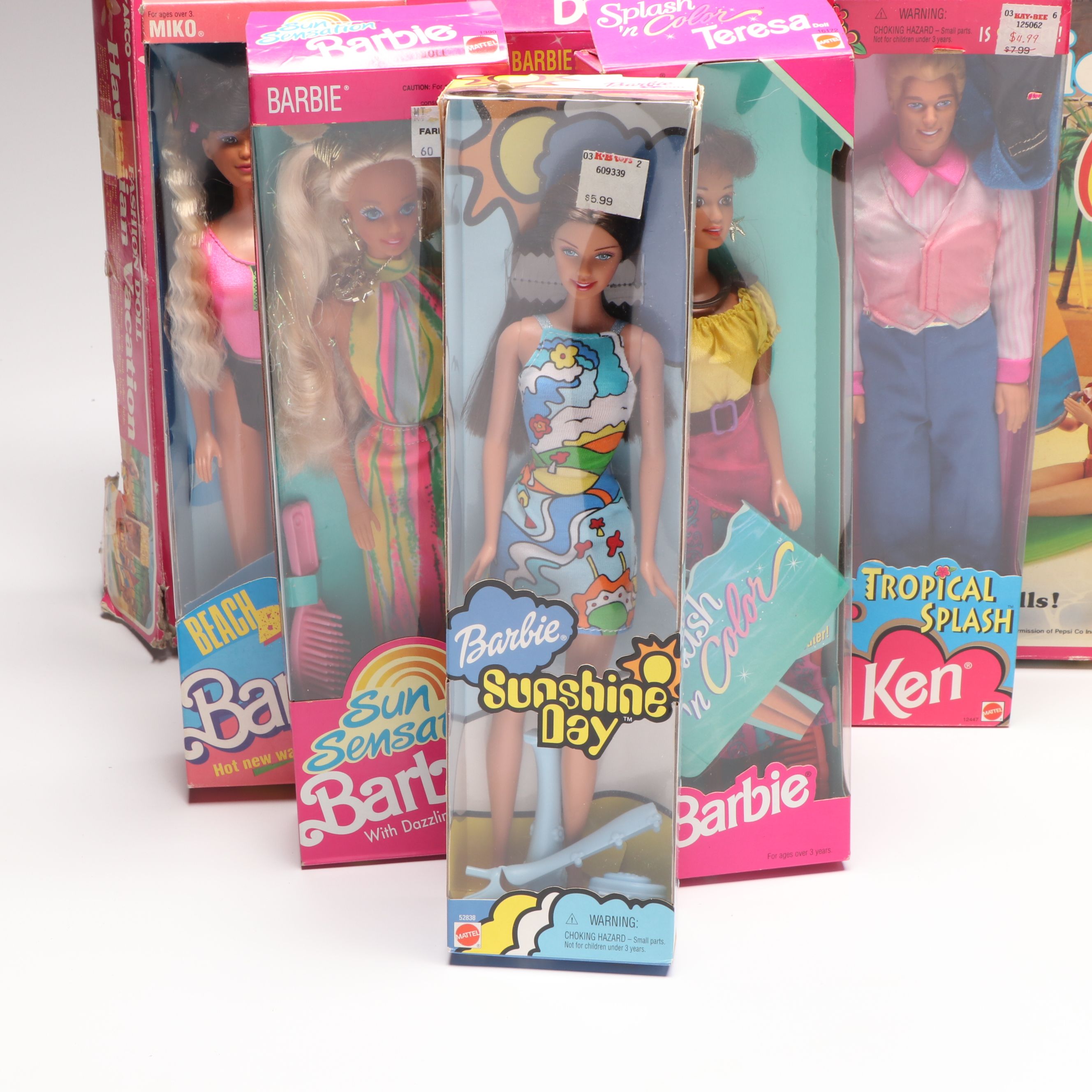 Barbie "Hawaiian Vacation" Doll Accessories with Barbie and Ken Dolls