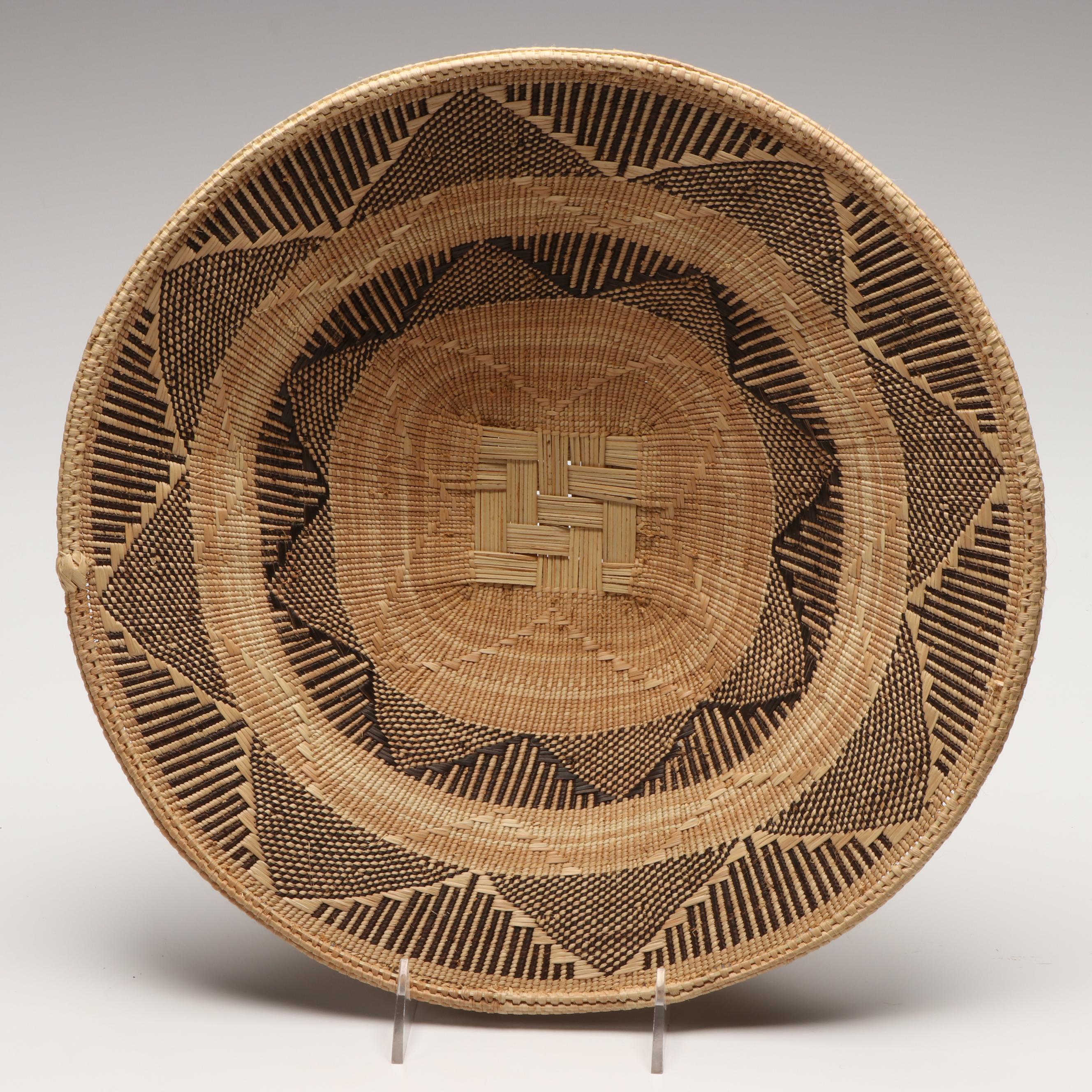 Zimbabwean Shangwe Peoples Handwoven Plant Fiber Baskets