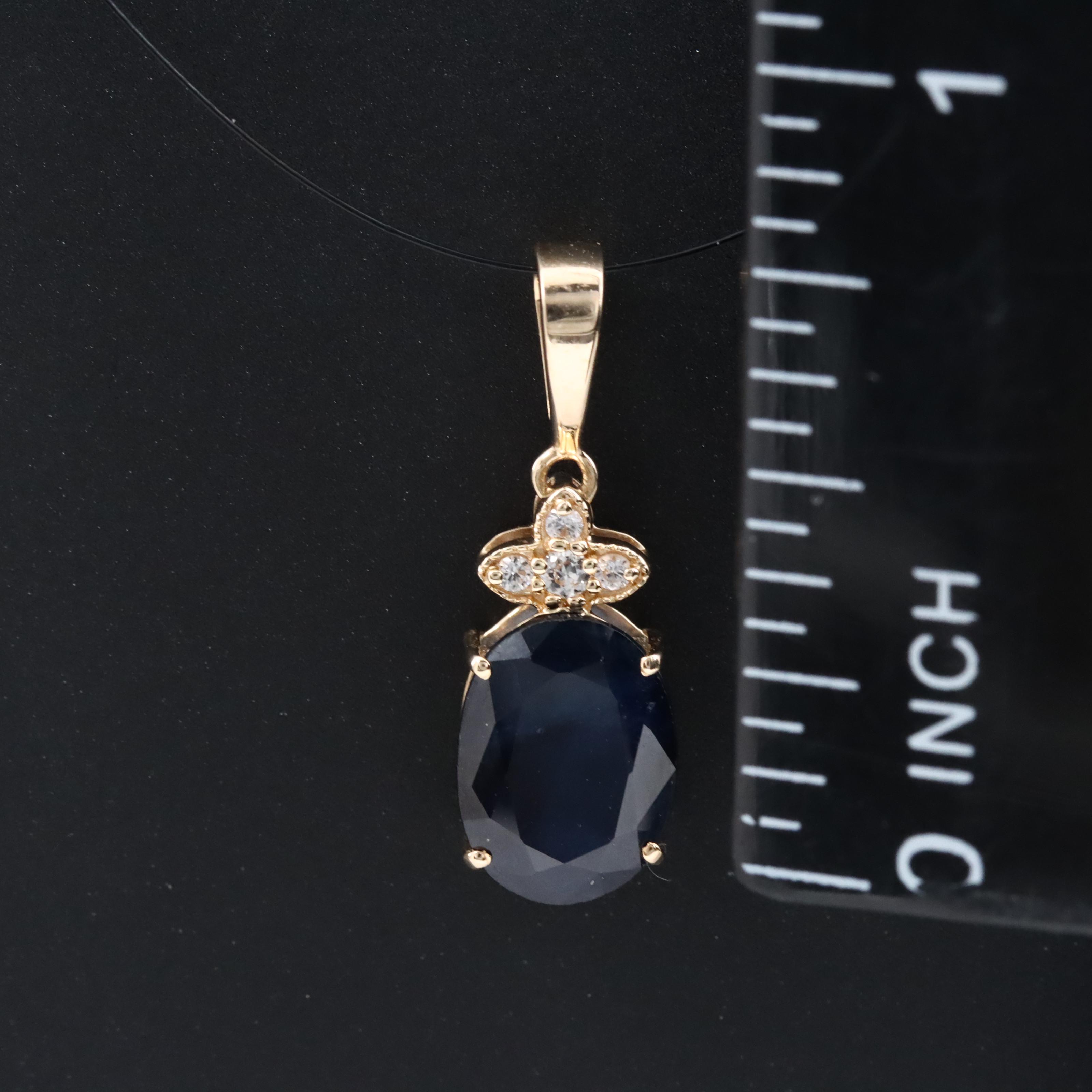 14K 2.01 CT Sapphire and White Sapphire Pendant with IGI Jewelry Report