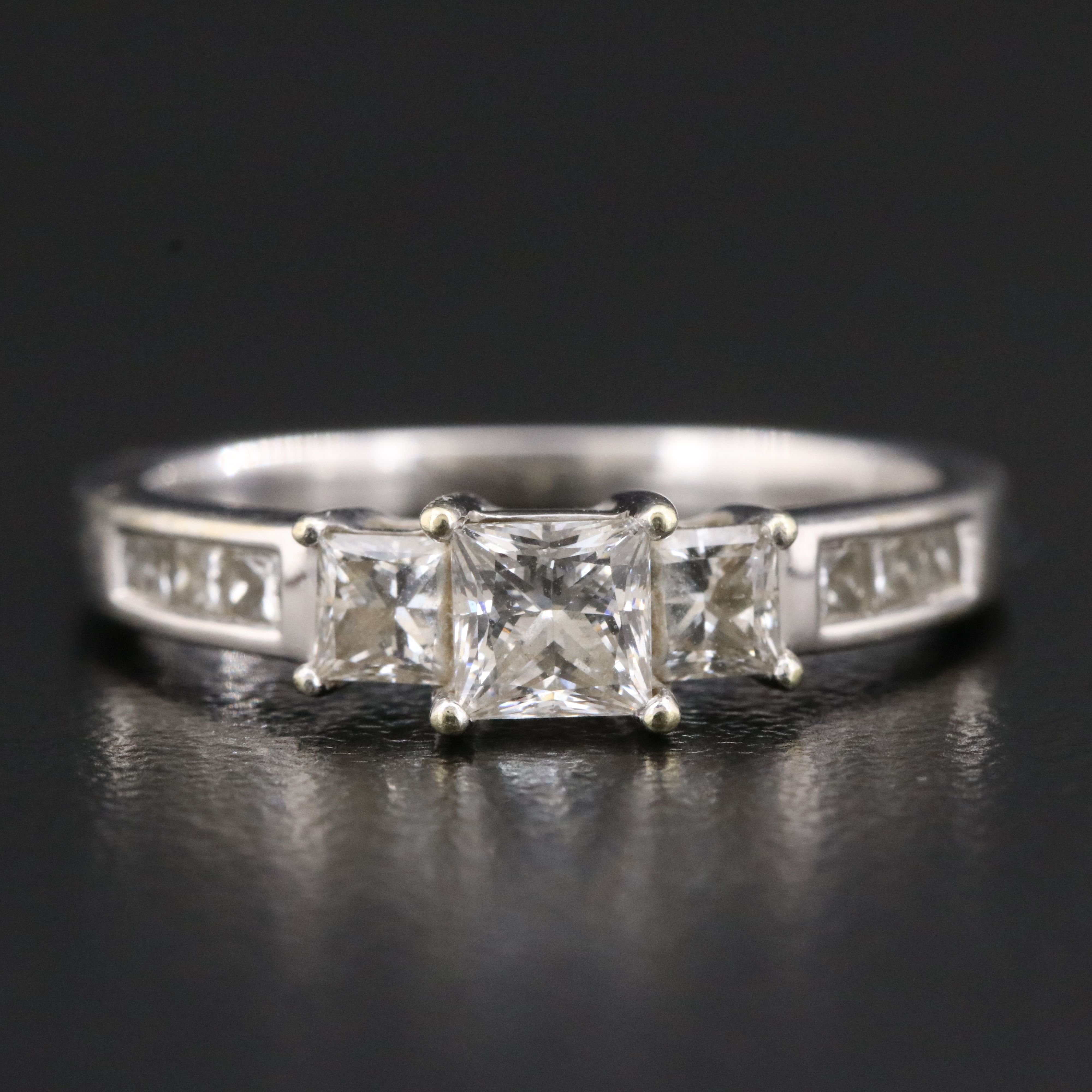 14K 0.84 CTW Lab Grown Diamond Ring