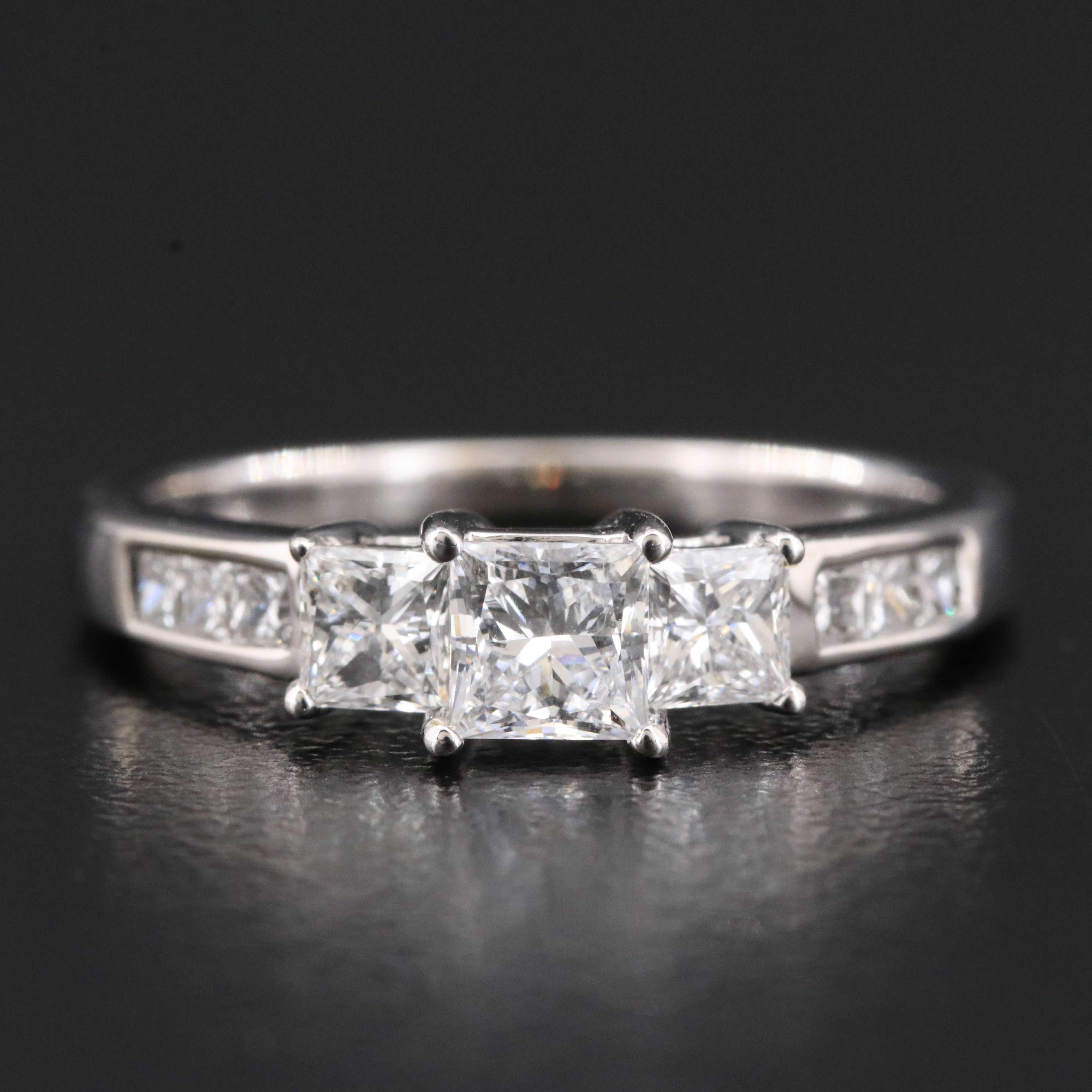 14K 0.92 CTW Lab Grown Diamond Ring