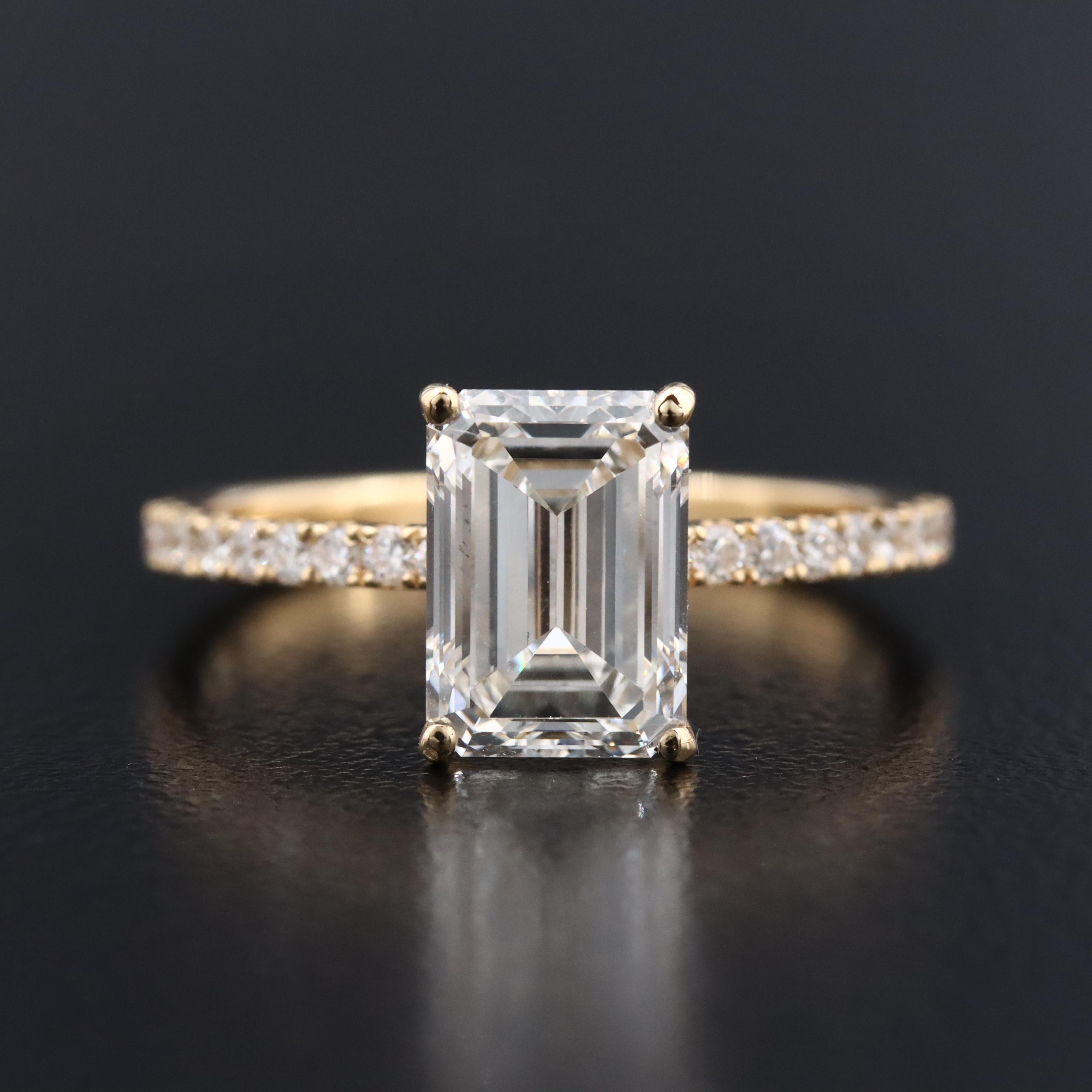 18K 2.24 CT Lab Grown Diamond Solitaire Ring with IGI Report