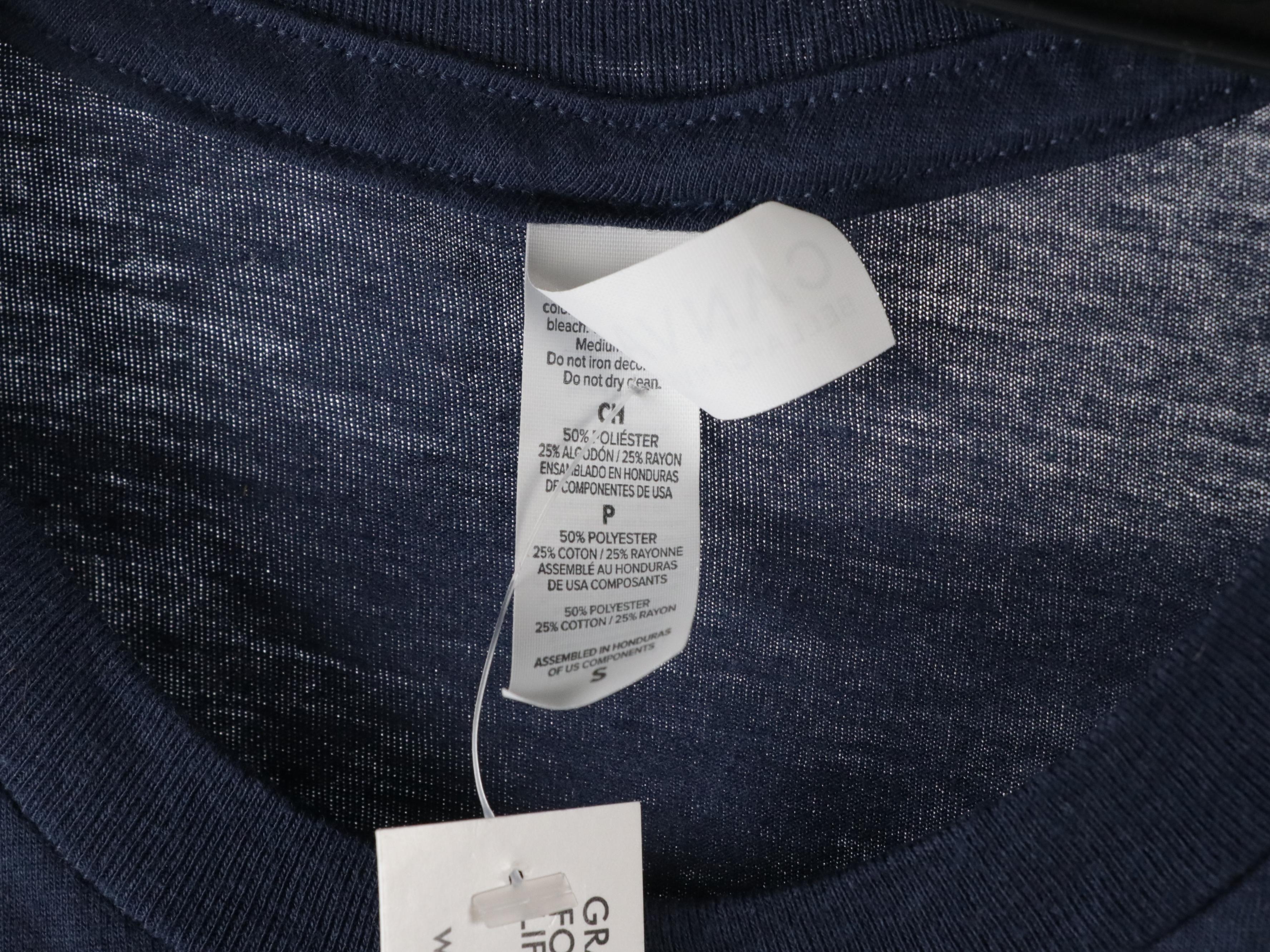 Men's O'Neill Short Wet Suit, Nike Dri-Fit Pullover, Other T-Shirts, Robes, More