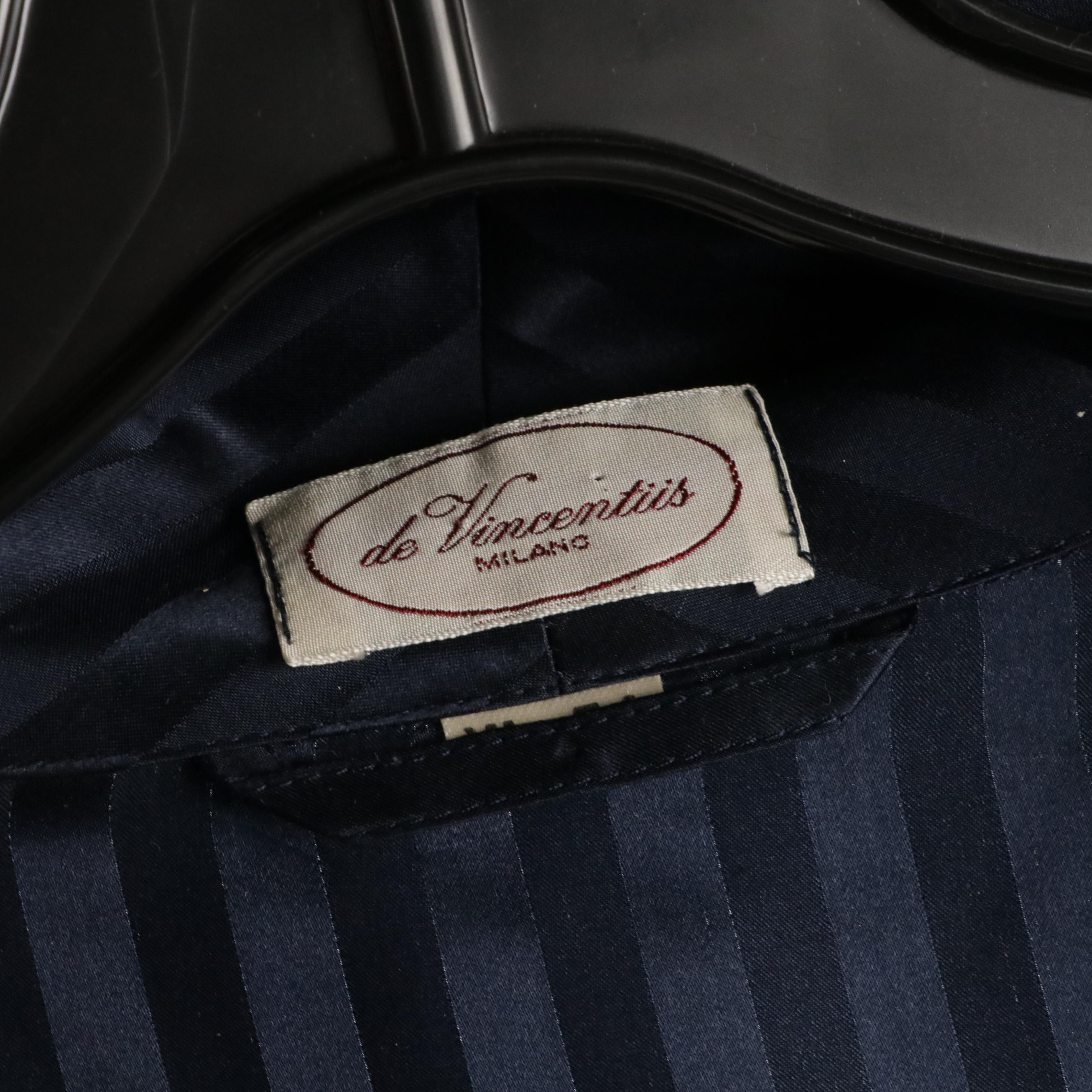 Men's O'Neill Short Wet Suit, Nike Dri-Fit Pullover, Other T-Shirts, Robes, More