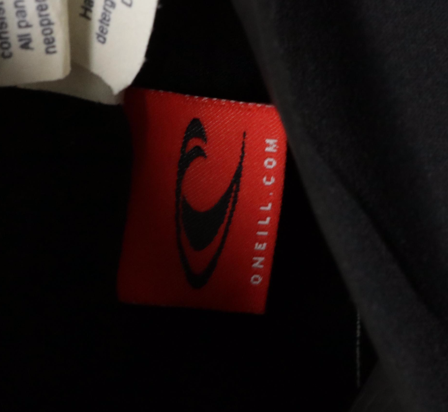 Men's O'Neill Short Wet Suit, Nike Dri-Fit Pullover, Other T-Shirts, Robes, More