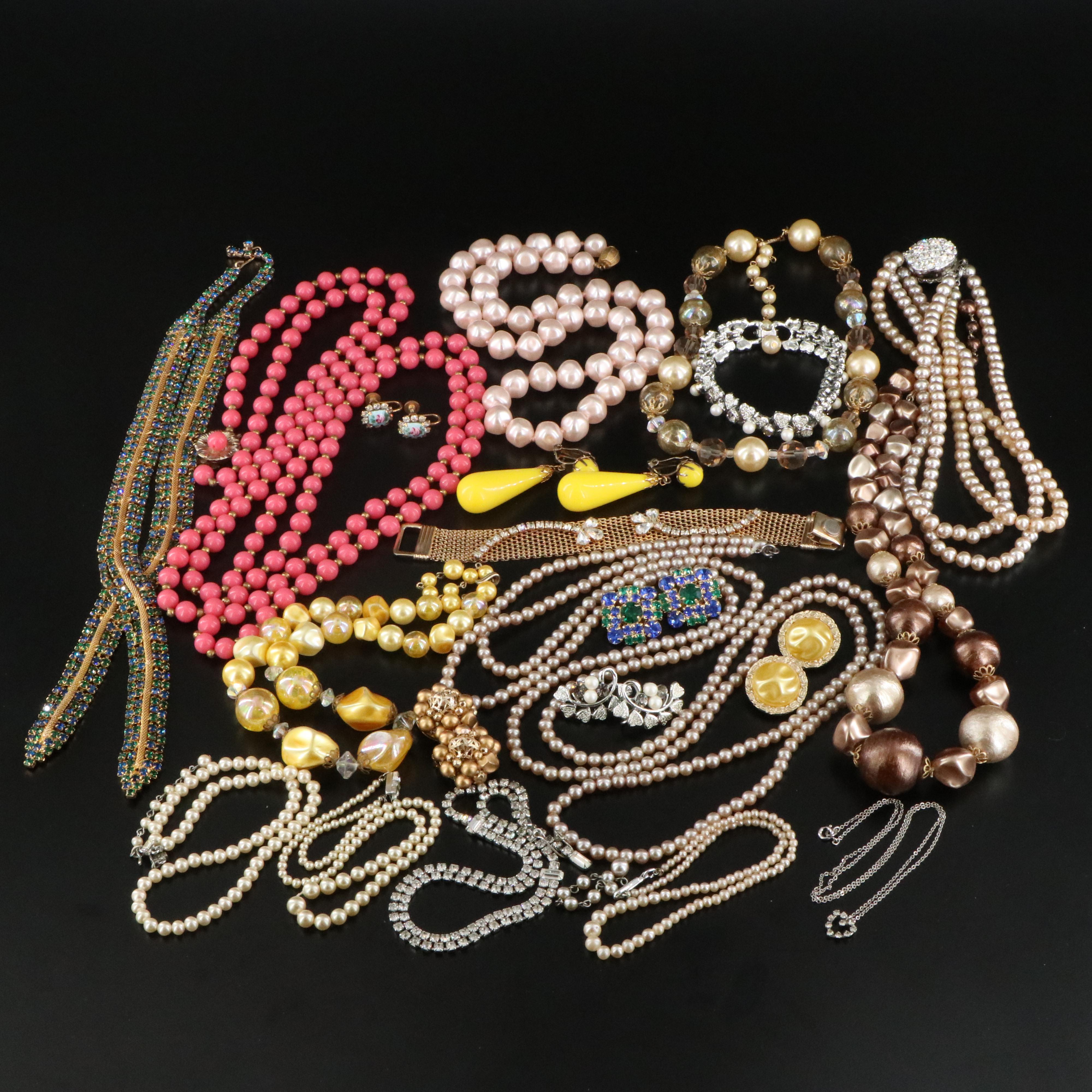 Krementz and Coro Featured in 1940s Costume Jewelry Collection