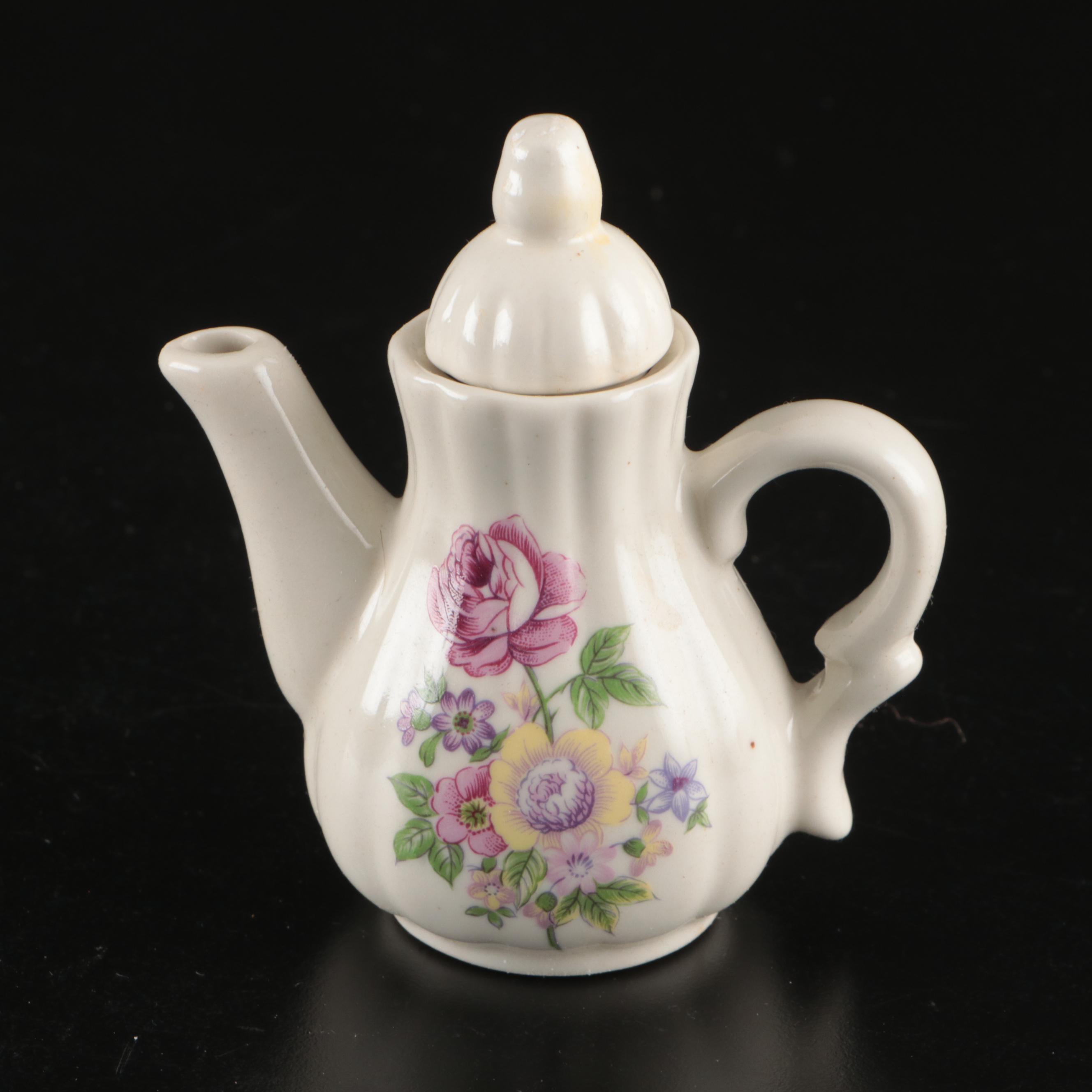 Summco Toy China Tea Set, Late 20th Century