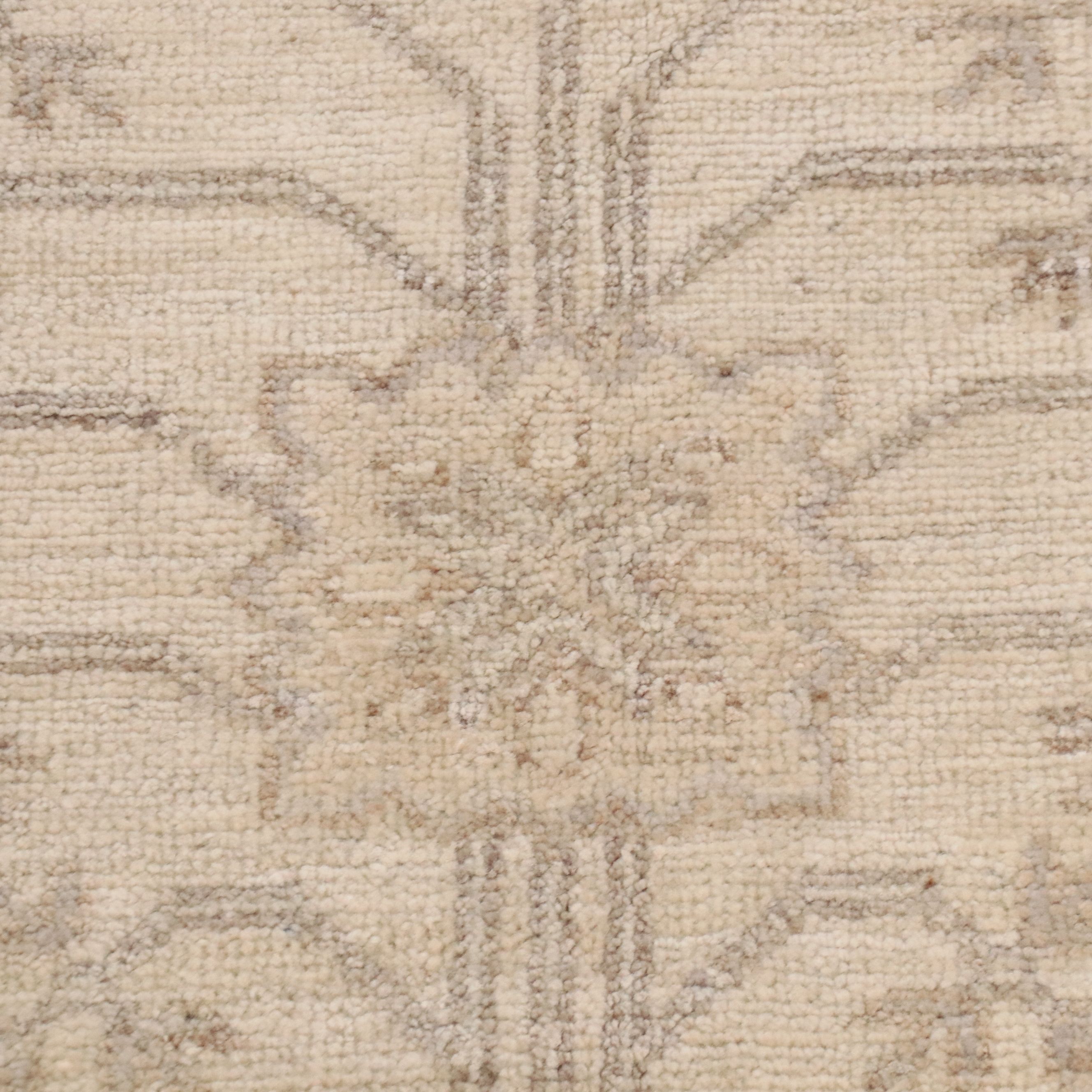 4'9 x 6'7 Hand-Knotted Turkish Style Area Rug