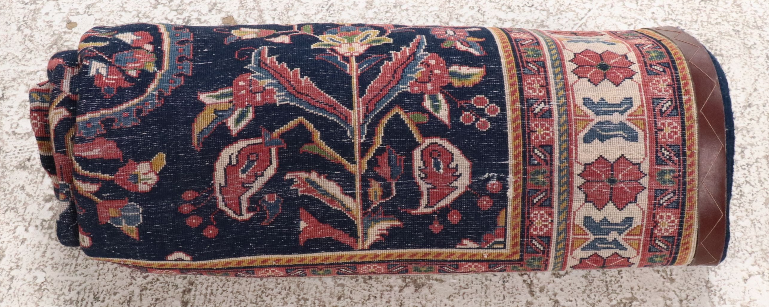 4'9 x 6'8 Hand-Knotted Persian Sarouk Area Rug