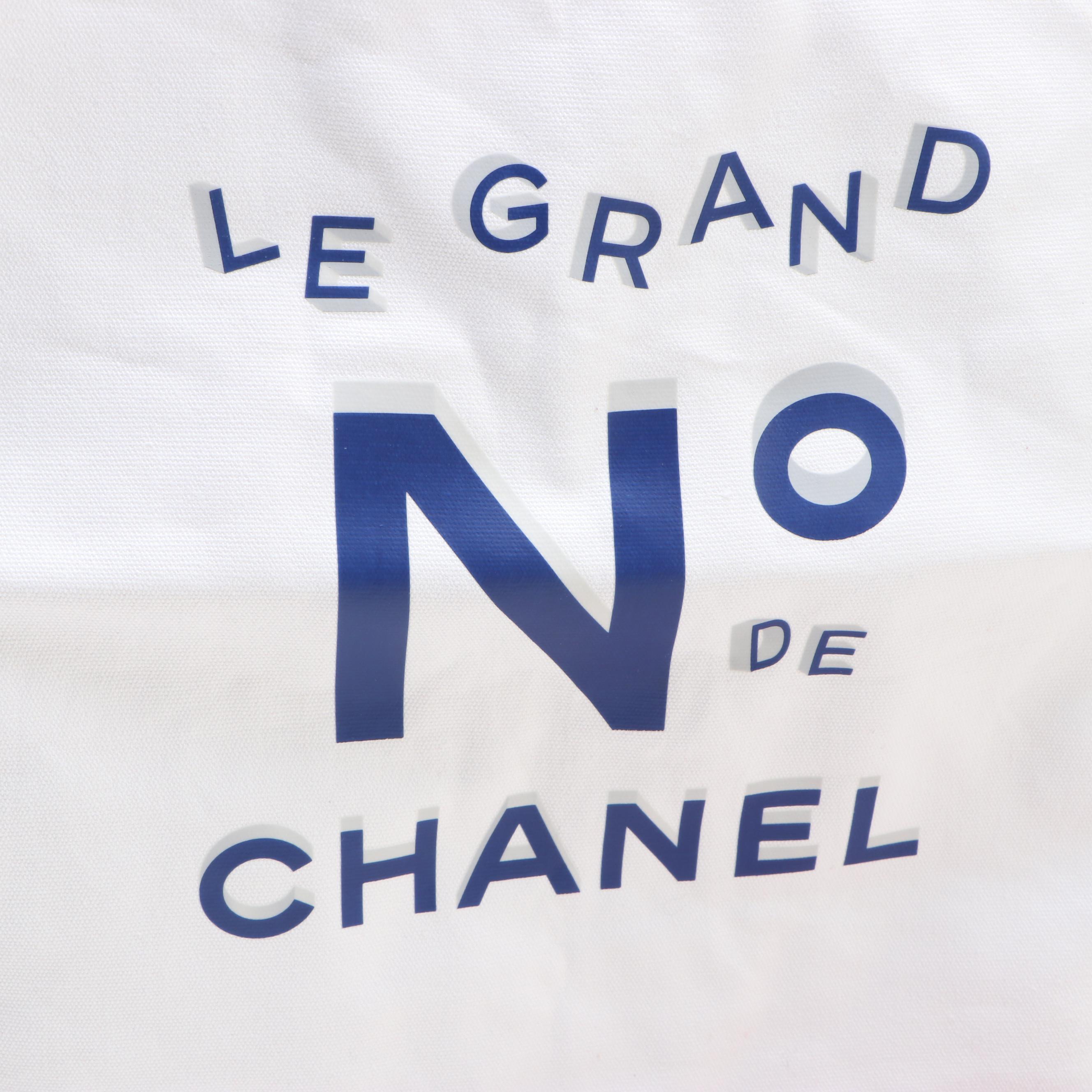 Chanel Beaute Mini Round Zip Pouch and Chanel Parfums Le Grand White Canvas Tote