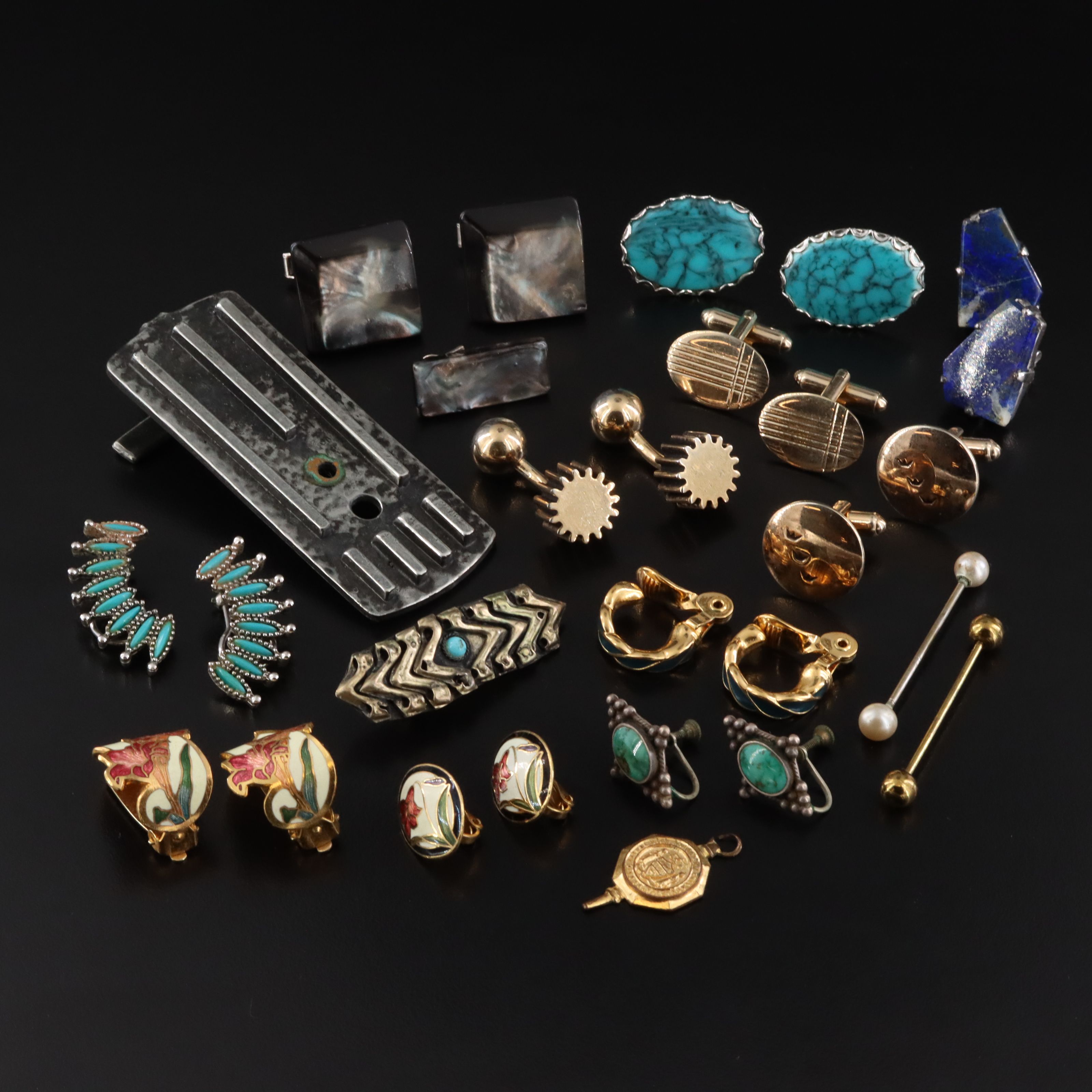Turquoise, Lapis Lazuli and Hickok Featured in Jewelry Collection