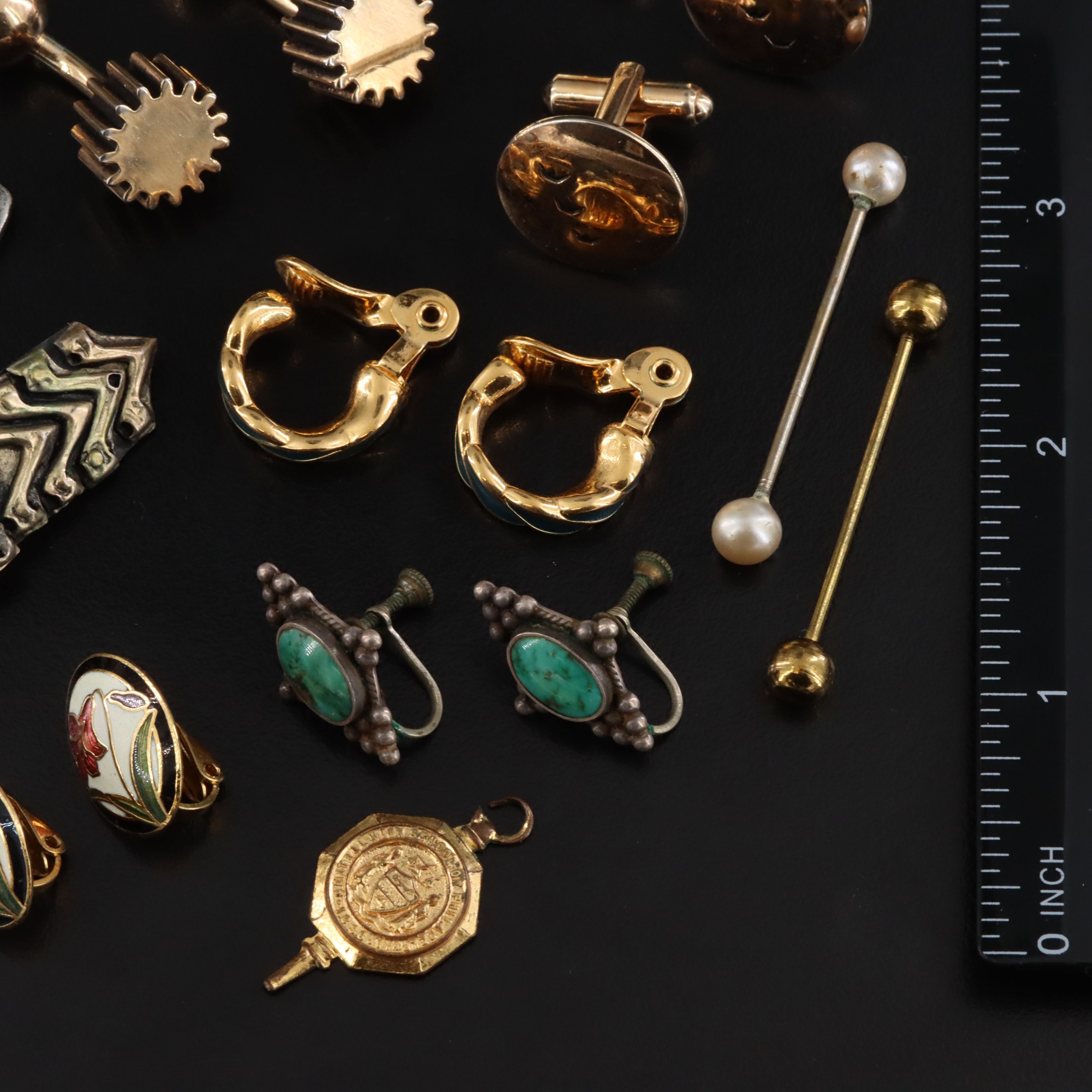 Turquoise, Lapis Lazuli and Hickok Featured in Jewelry Collection