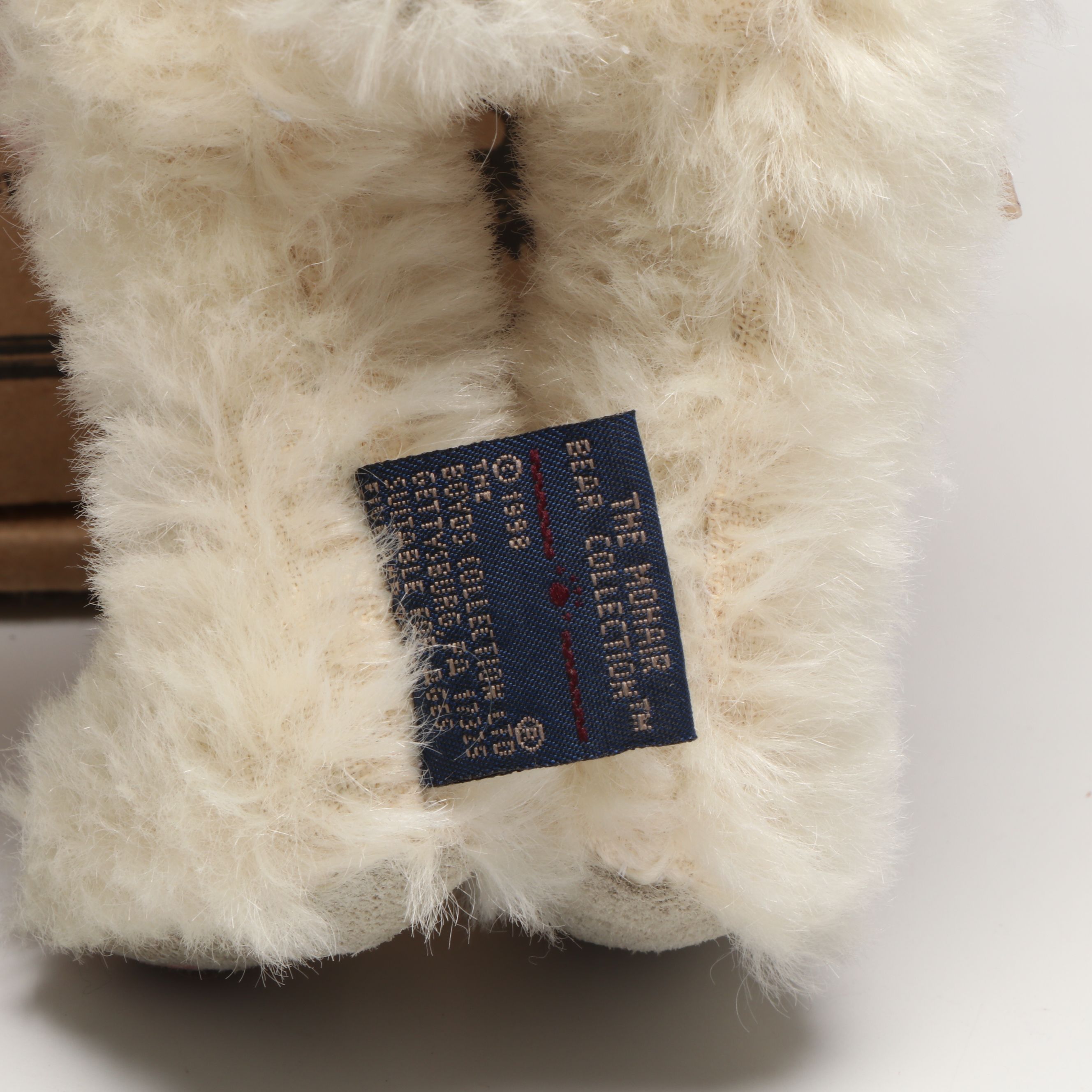 Boyds Limited Edition Mohair "Dolly Q. Bunnycombe" with Other Collectible Bears