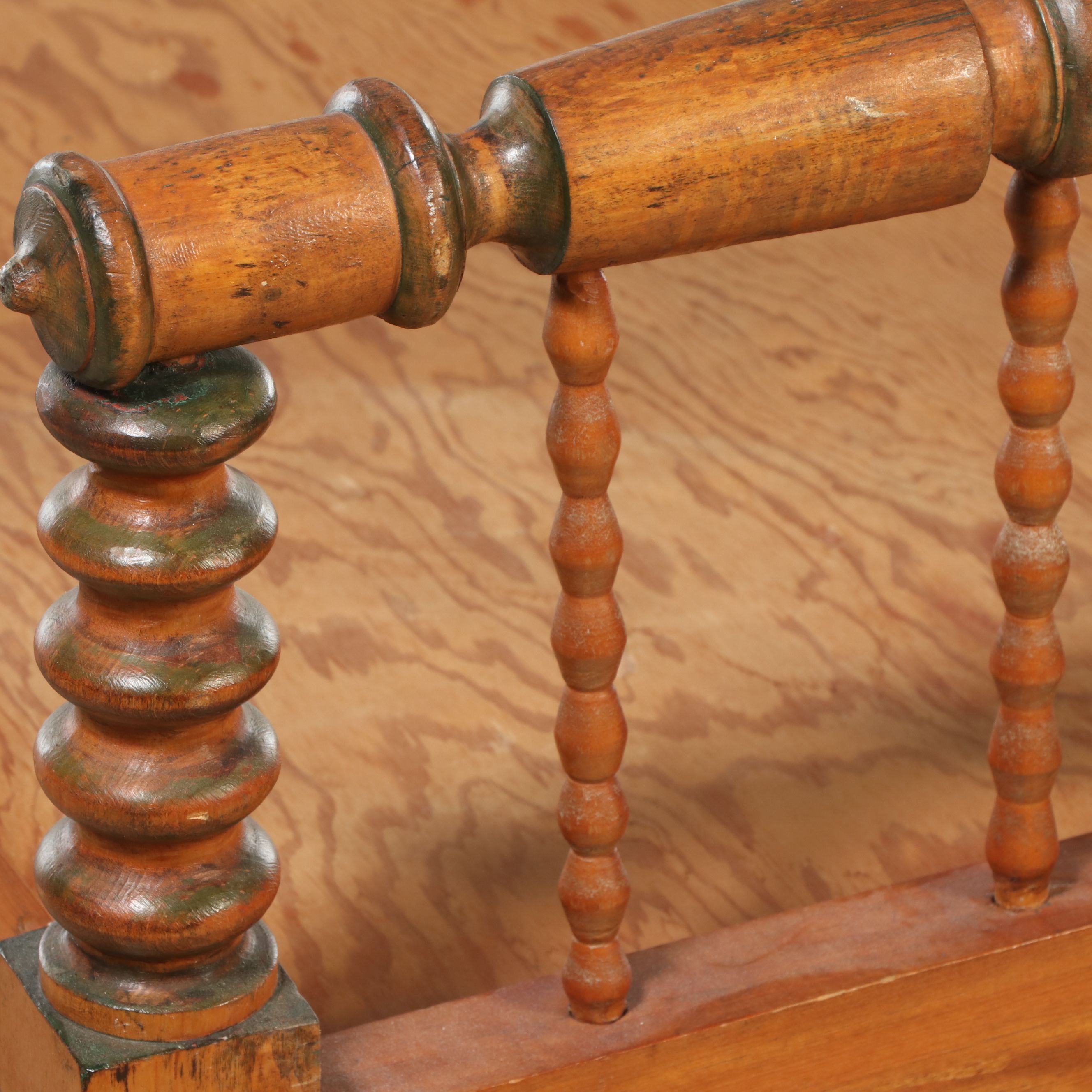 American Victorian Jenny Lind Style Wooden Daybed