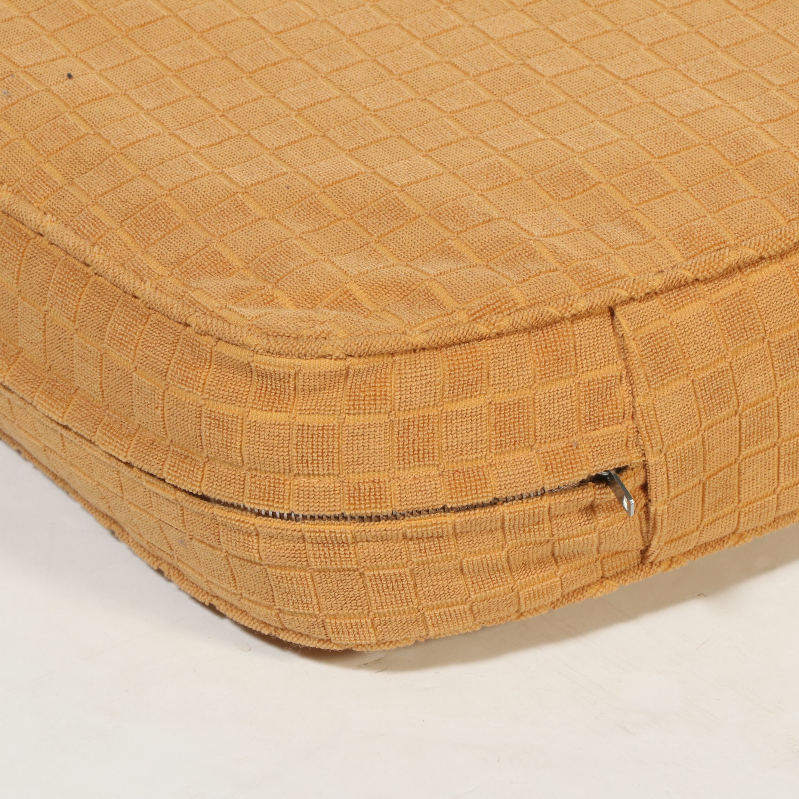 American Victorian Jenny Lind Style Wooden Daybed