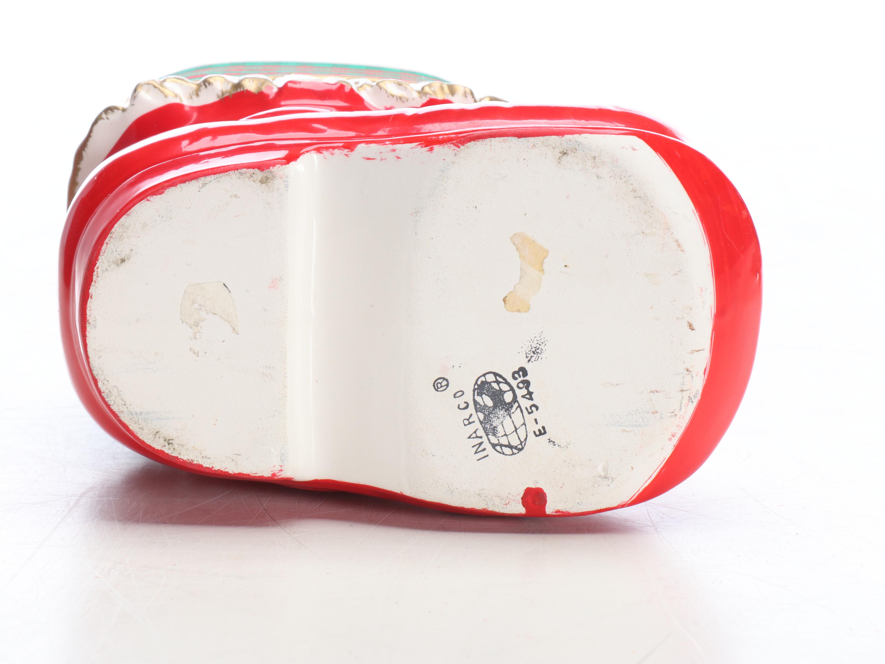 Christmas Tablecloths, Linens, Potpourri and More Seasonal Décor