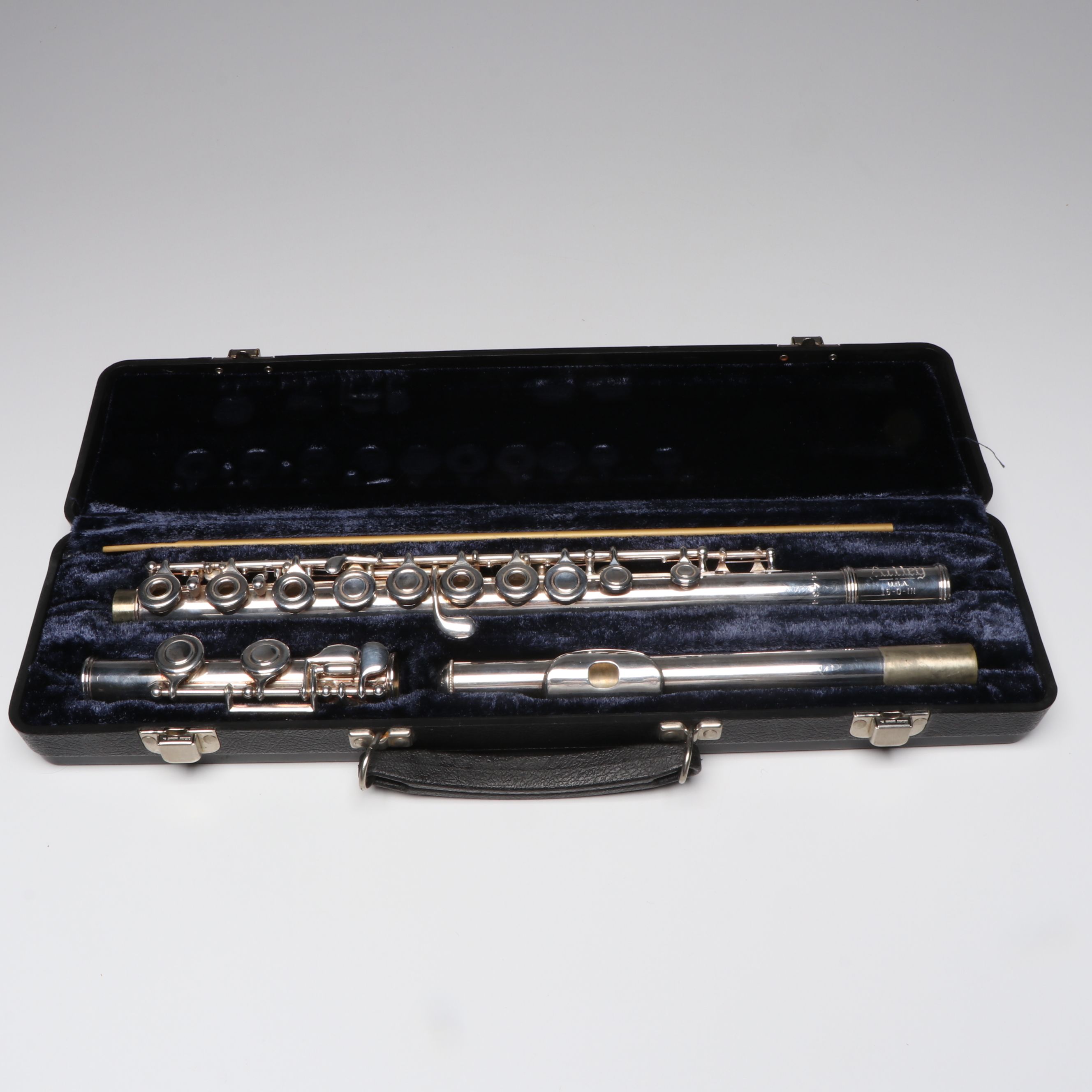Artley 15-0 Silver Plate Concert Flute with Hardside Travel Case
