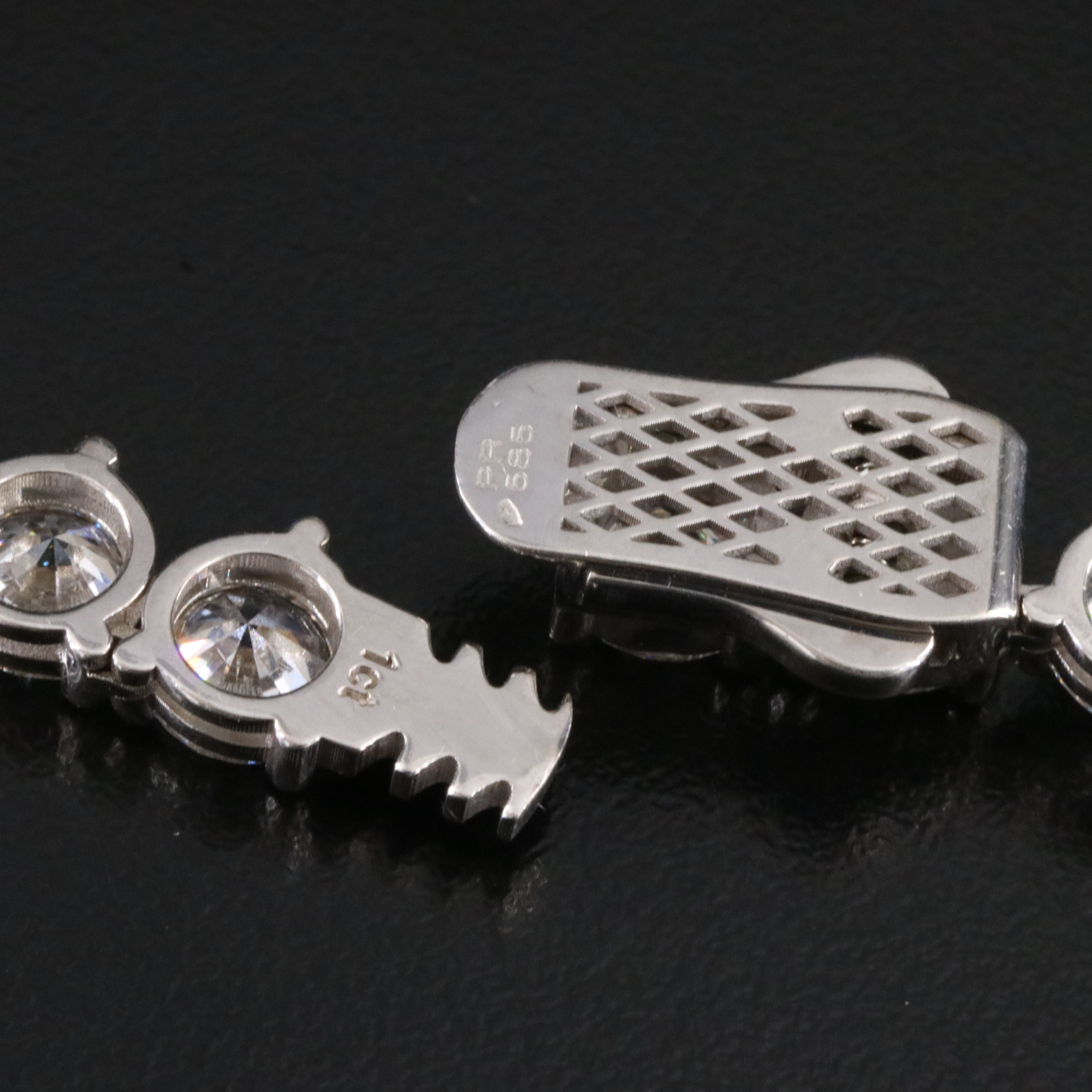 14K 63.70 CTW Lab Grown Diamond Rivière Necklace with IGI Jewelry Report